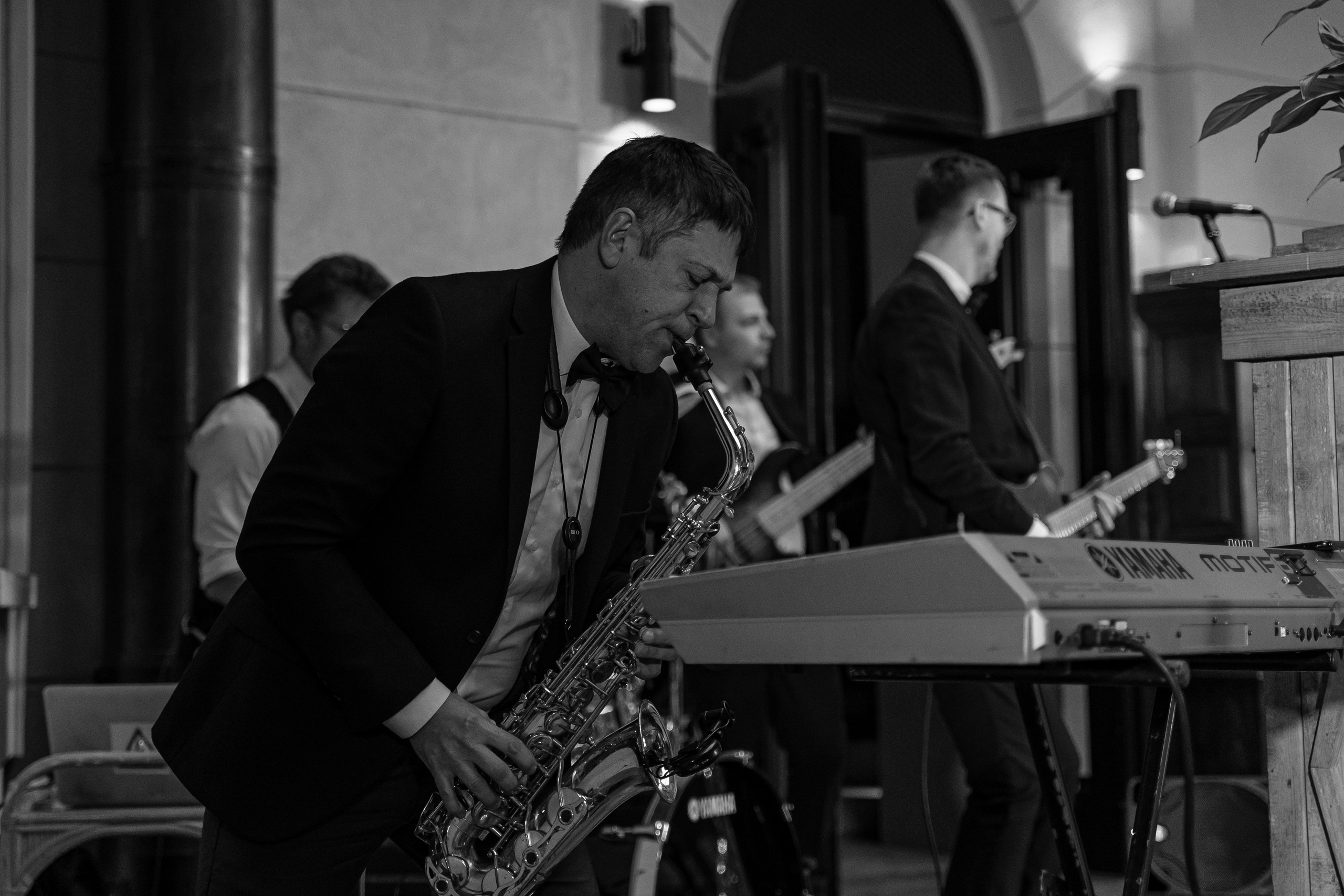 Евгений и Валерия. Павловск, замок БИП. Фотограф в Петергофе