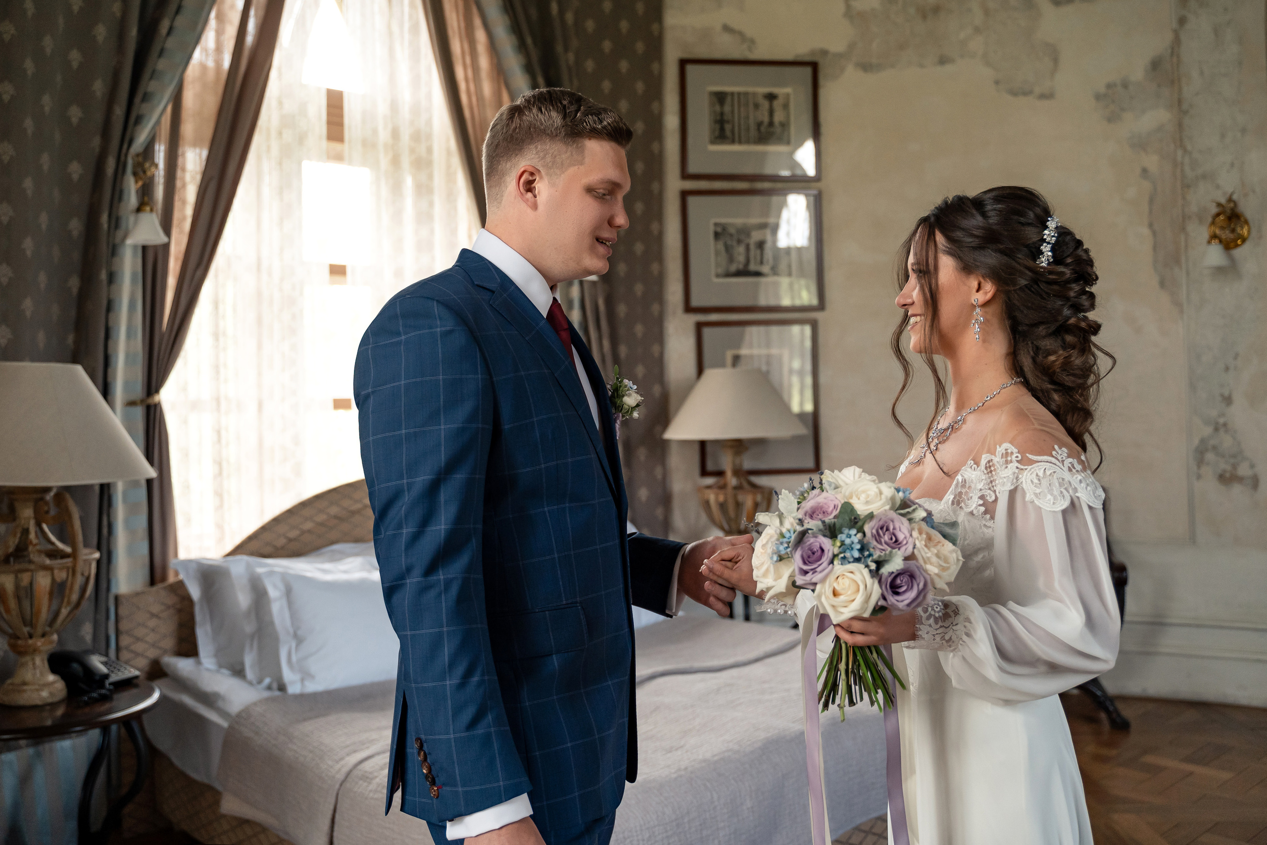 Евгений и Валерия. Павловск, замок БИП. Фотограф в Петергофе