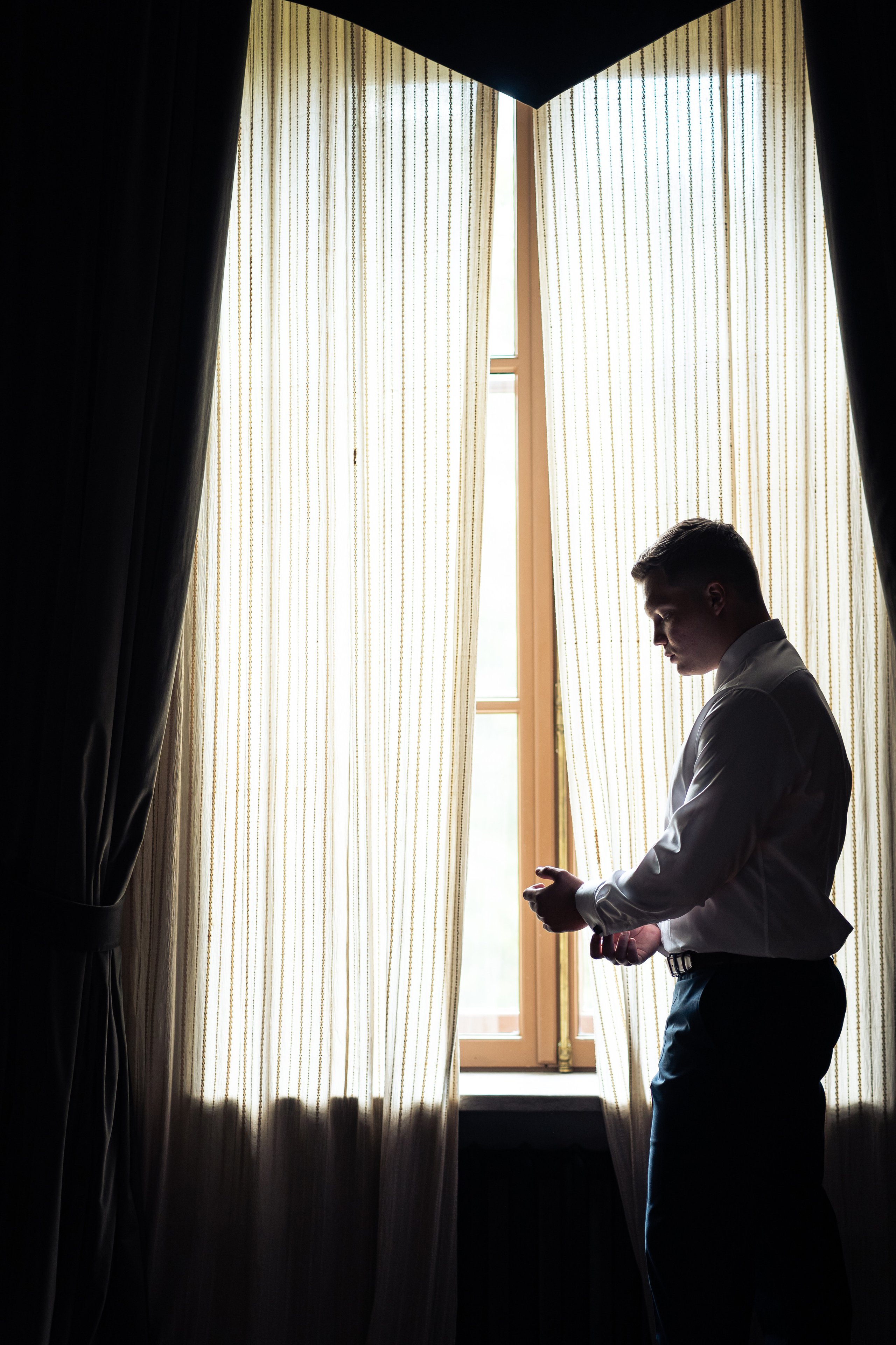 Евгений и Валерия. Павловск, замок БИП. Фотограф в Петергофе