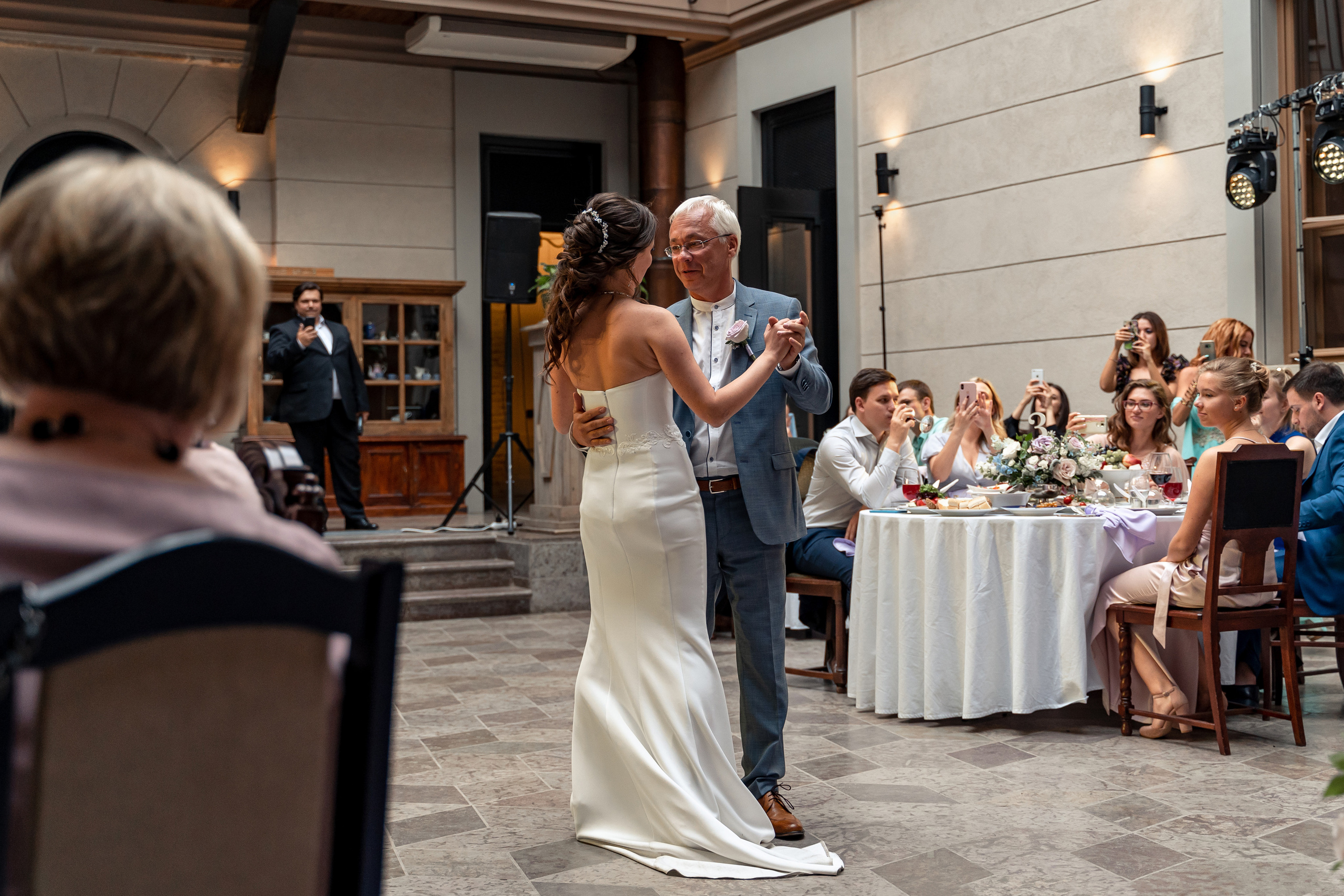 Евгений и Валерия. Павловск, замок БИП. Фотограф в Петергофе