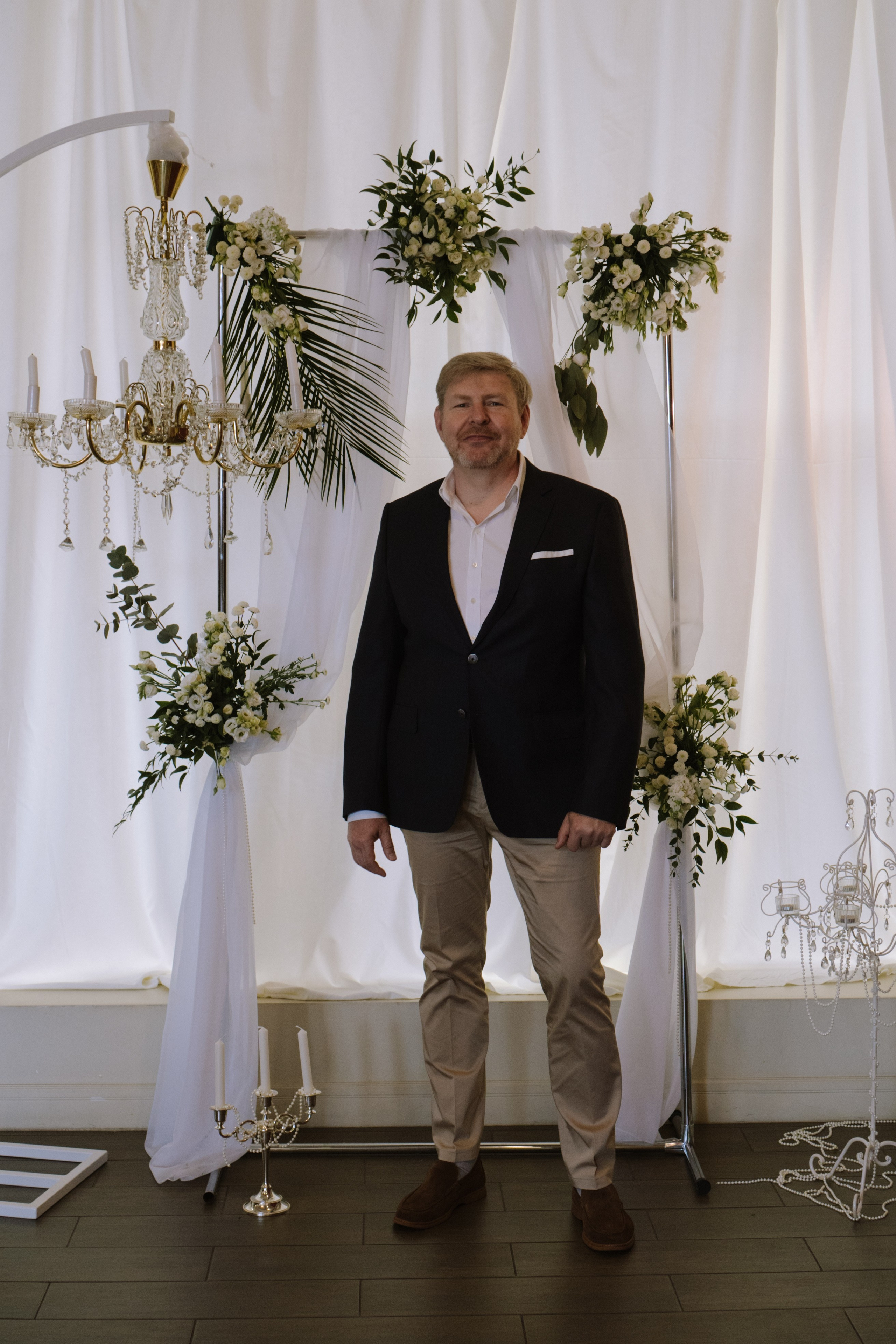 СВАДЕБНЫЙ БАНКЕТ НА ВЛАДИМИРСКОЙ В САНКТ-ПЕТЕРБУРГЕ (КАМЕРНАЯ СВАДЬБА). Профессиональный фотограф, Санкт-Петербург — Виктория Богомолова