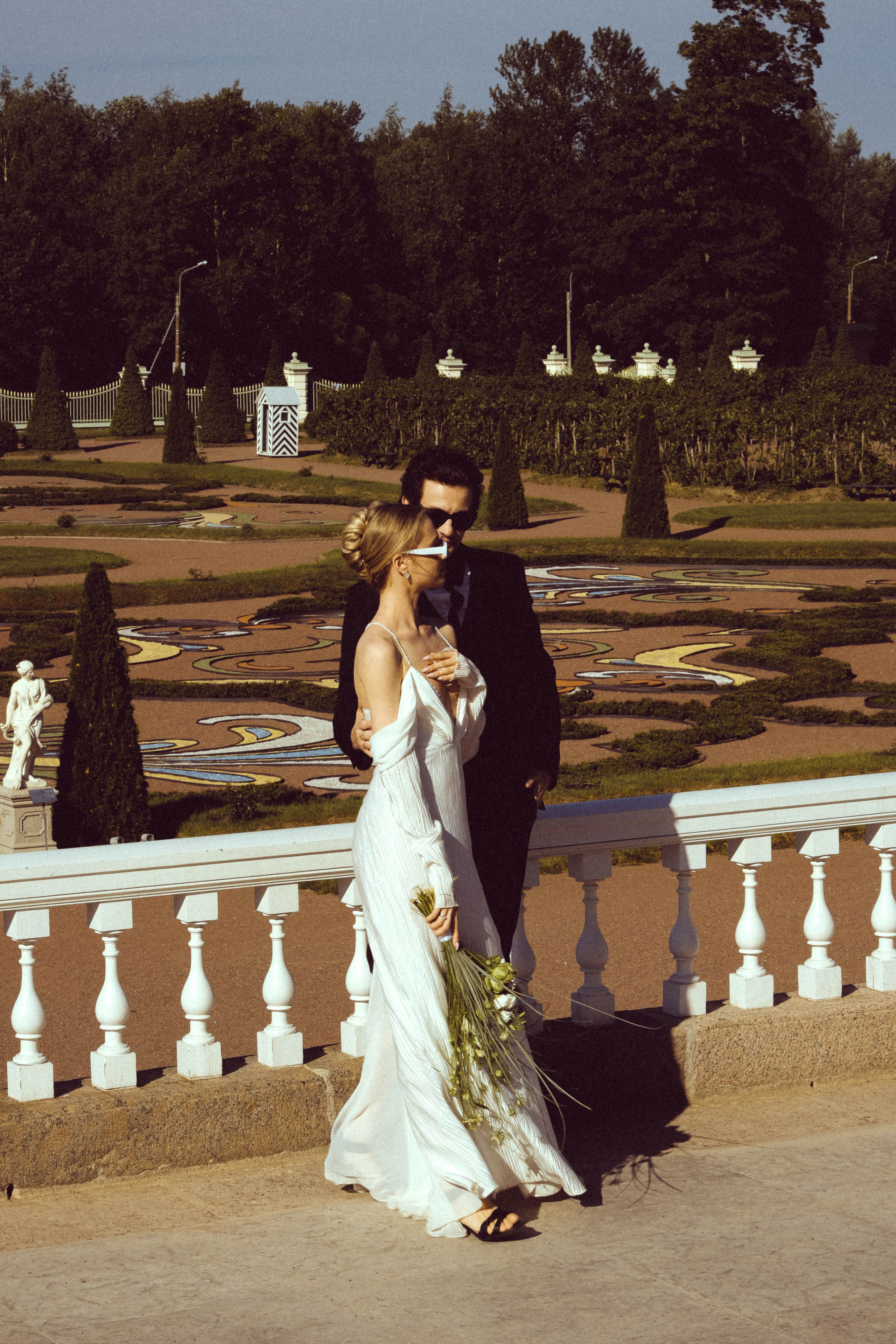 СВАДЕБНАЯ СЬЕМКА В ПАРКЕ ОРАНИЕНБАУМ. Профессиональный фотограф, Санкт-Петербург — Виктория Богомолова