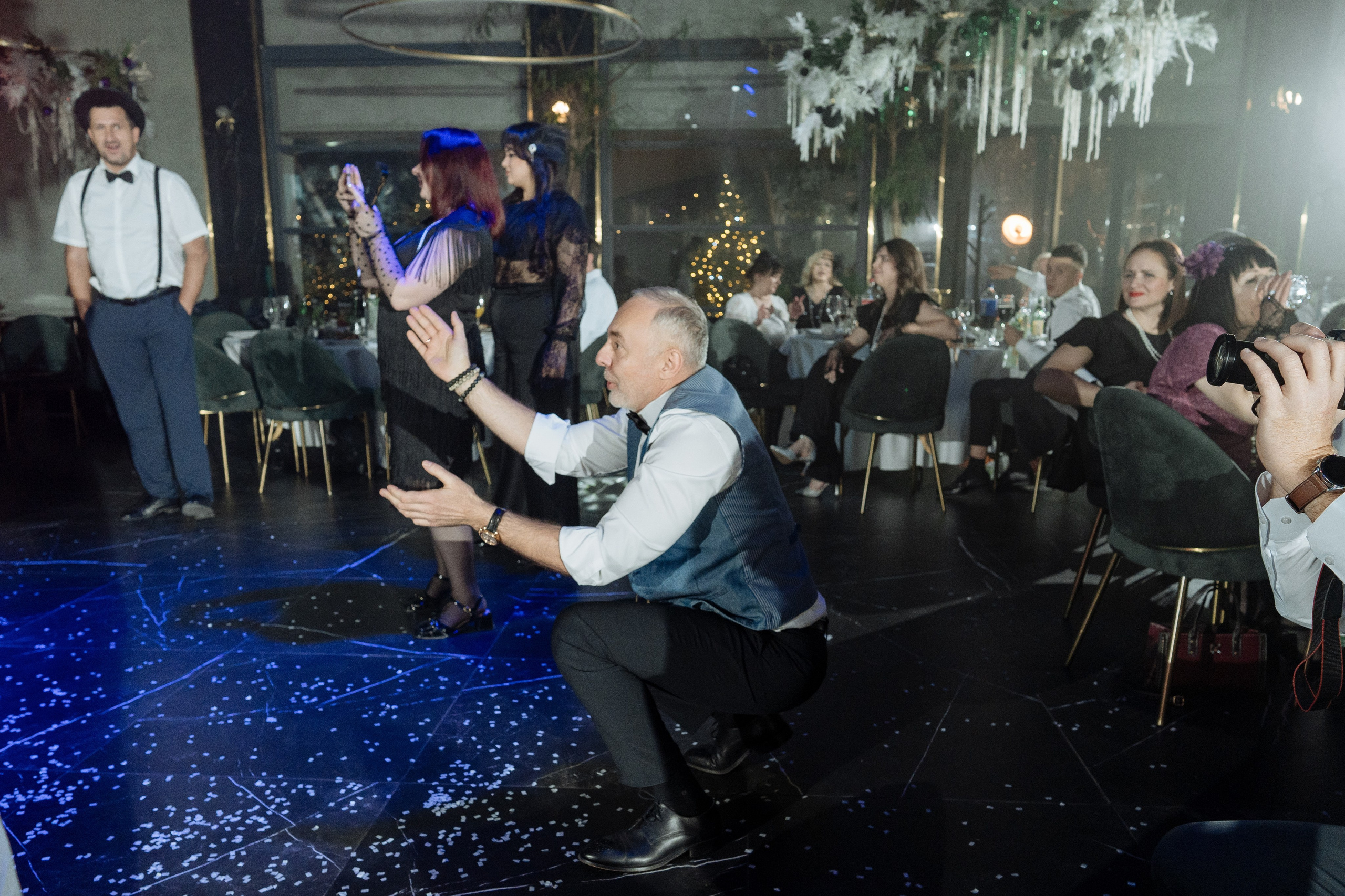 Альбион Тур