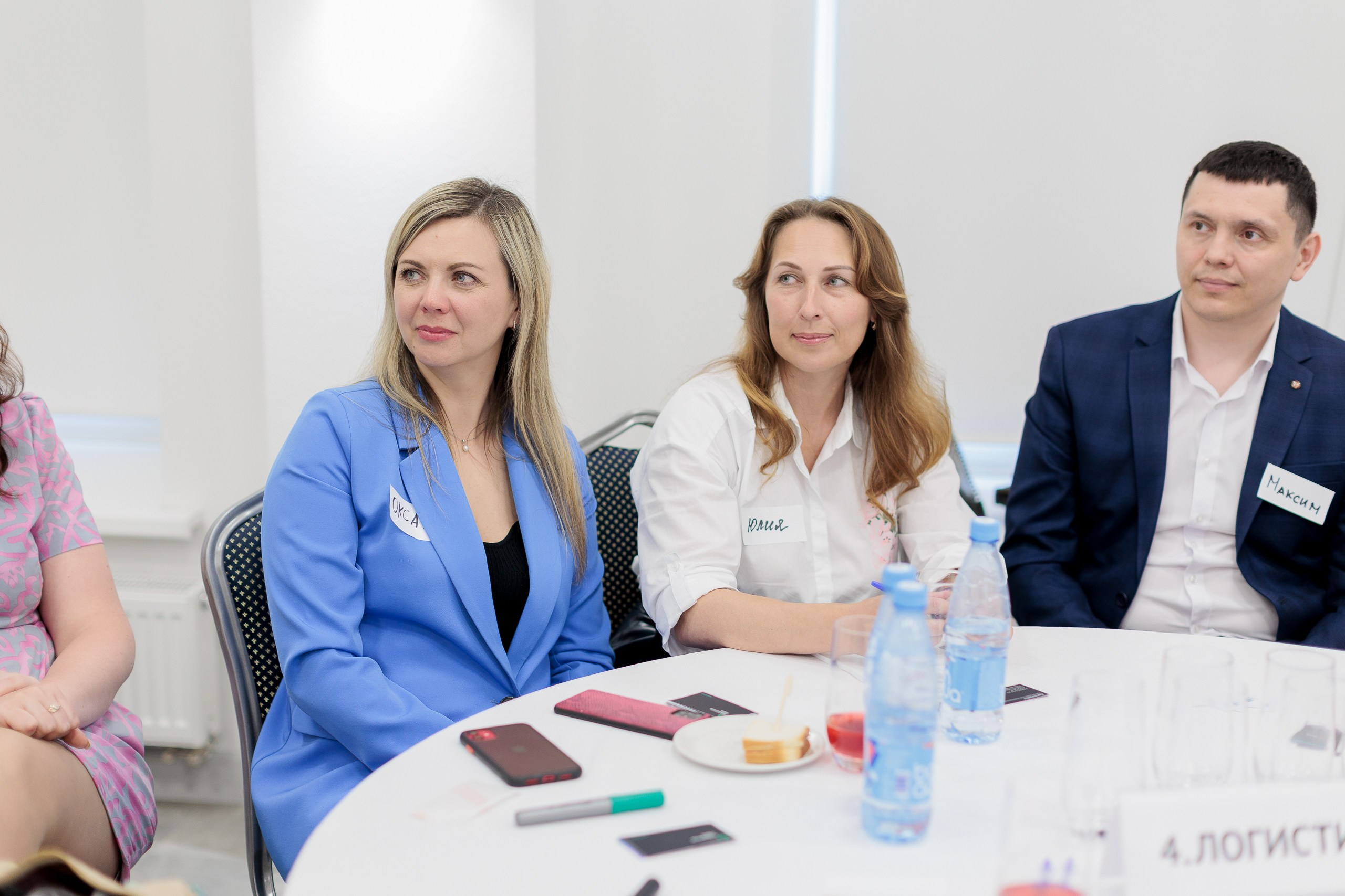 Фотограф для съемки награждения на корпоративной премии. Контент для бизнеса в Екатеринбурге Полдень Медиа