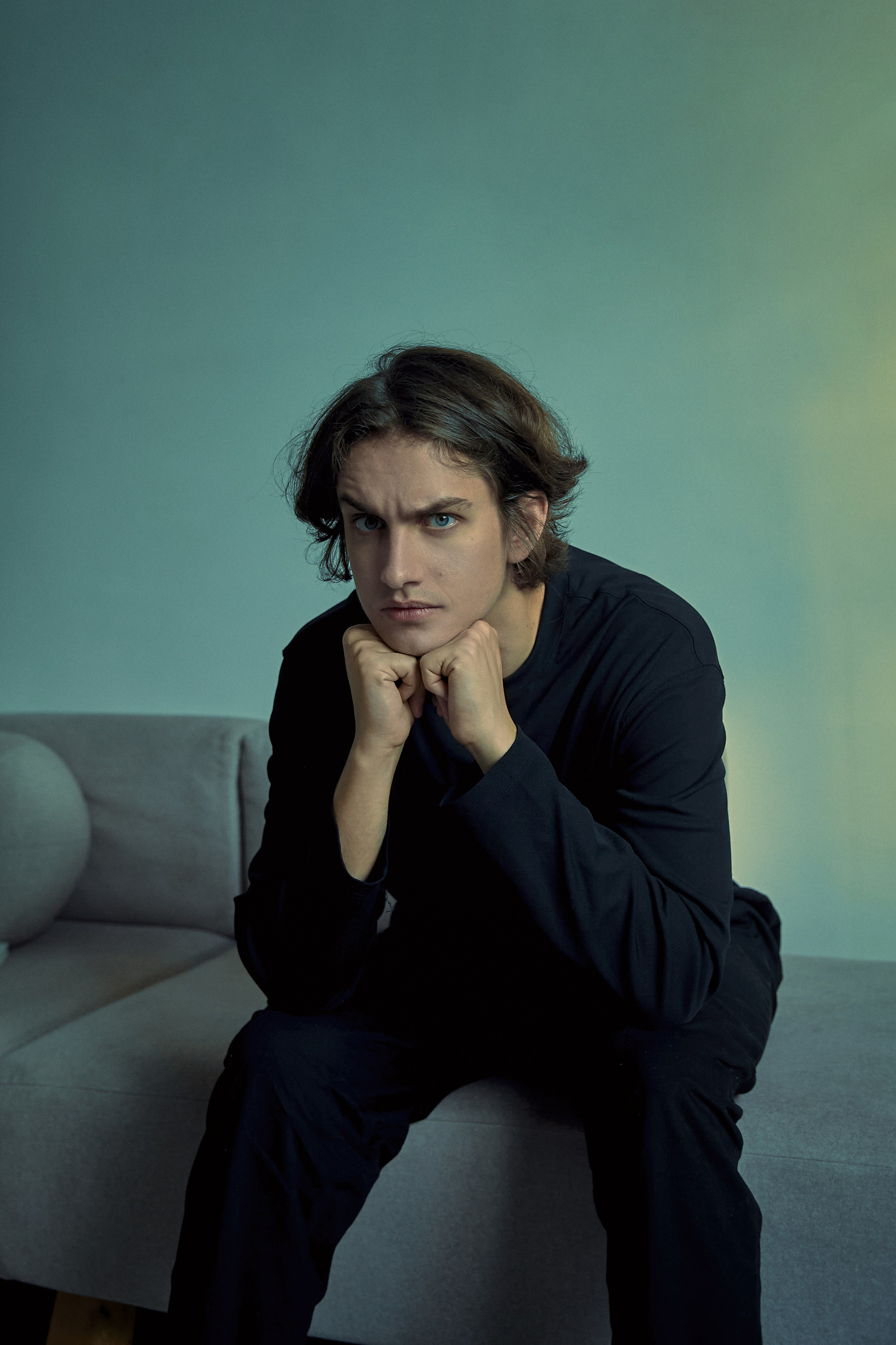 Студийная съемка парня. Рекламный фотограф Санкт-Петербург Катерина Мишкель