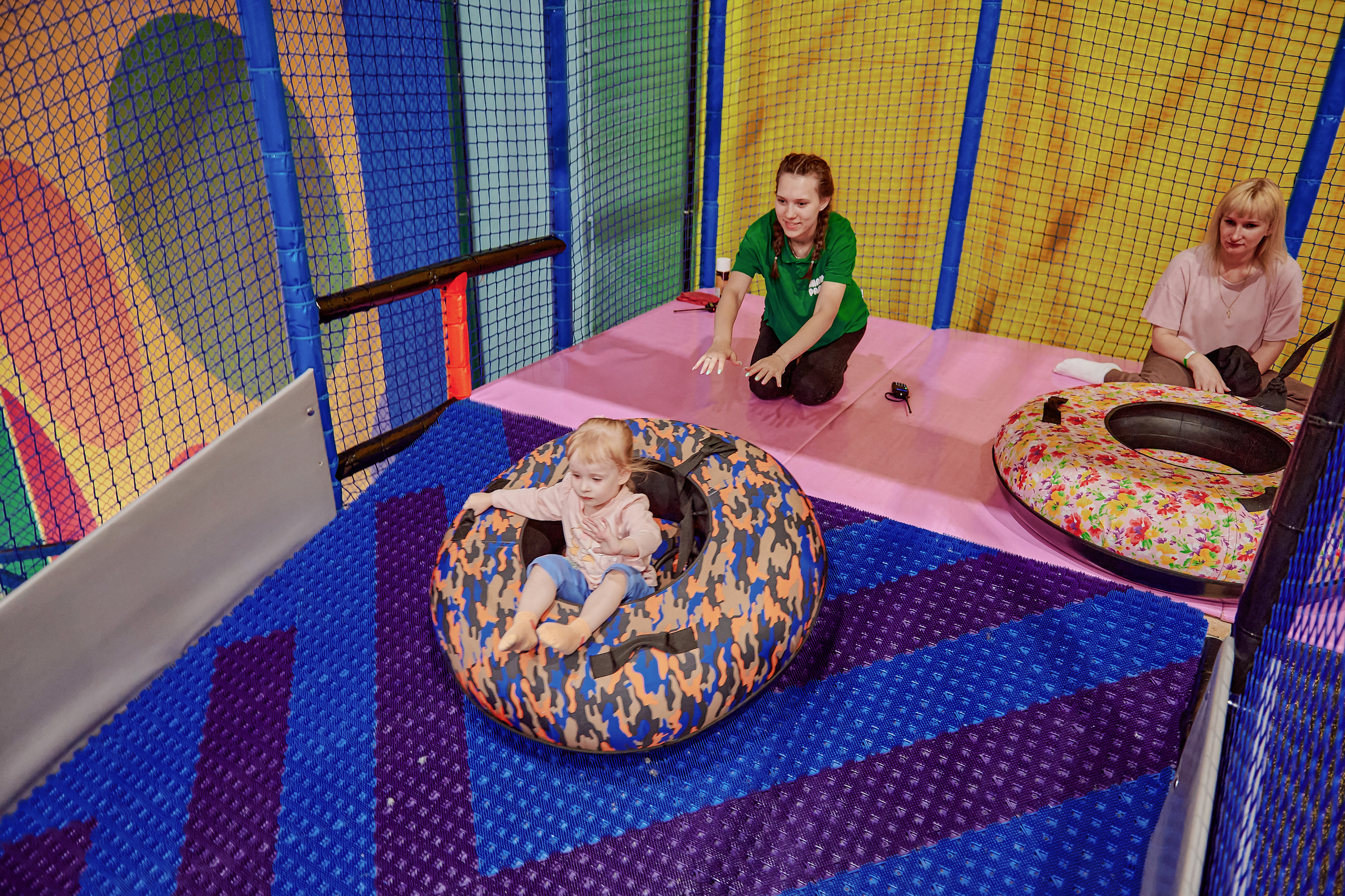 Портфолио репортажной фотосъёмки: Открытие "Vanana park". Фотограф Яковлев Роман — Красноярск