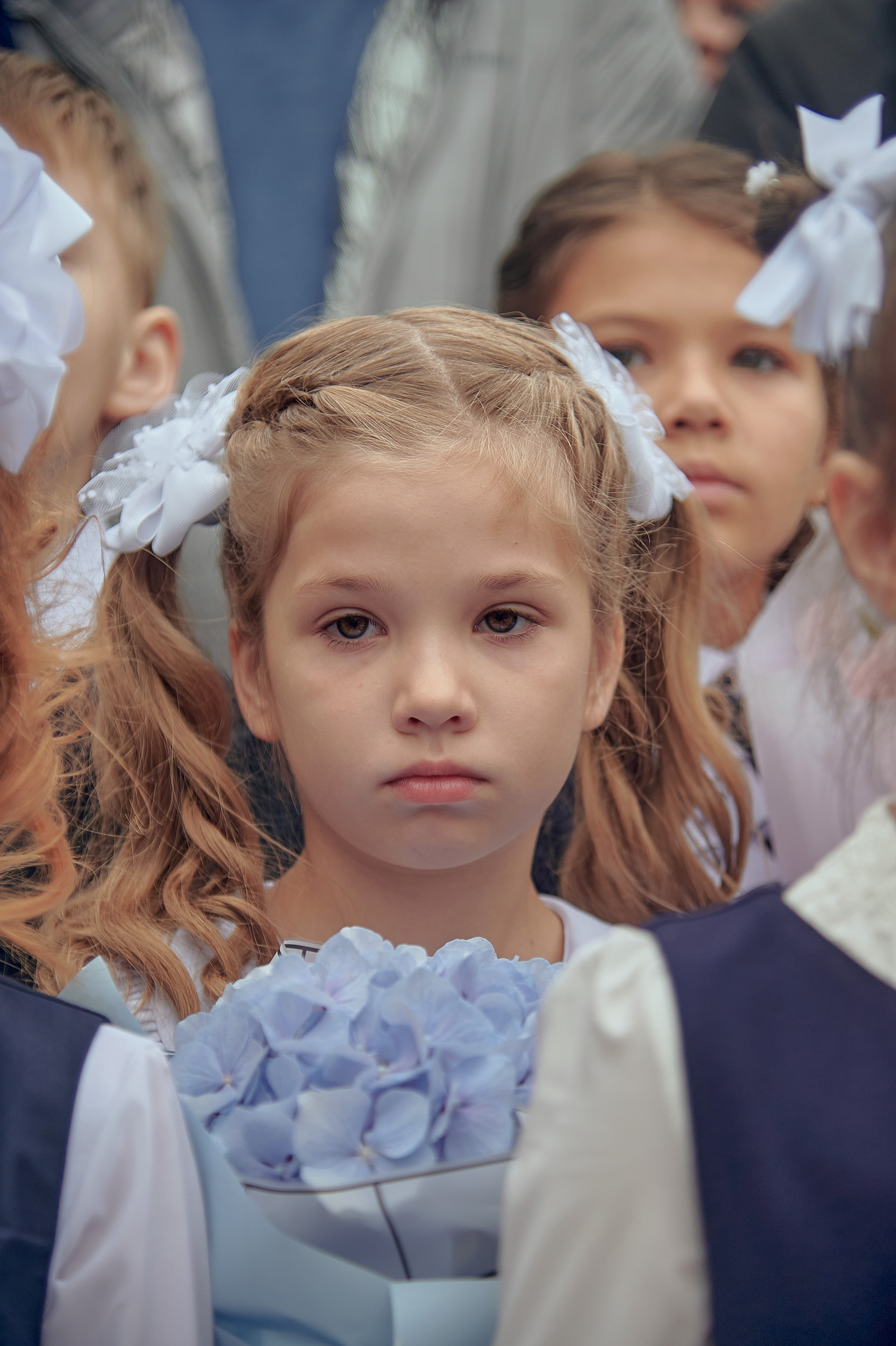 Портфолио репортажной фотосъёмки: 1 сентября в школе № 149. Фотограф Яковлев Роман — Красноярск