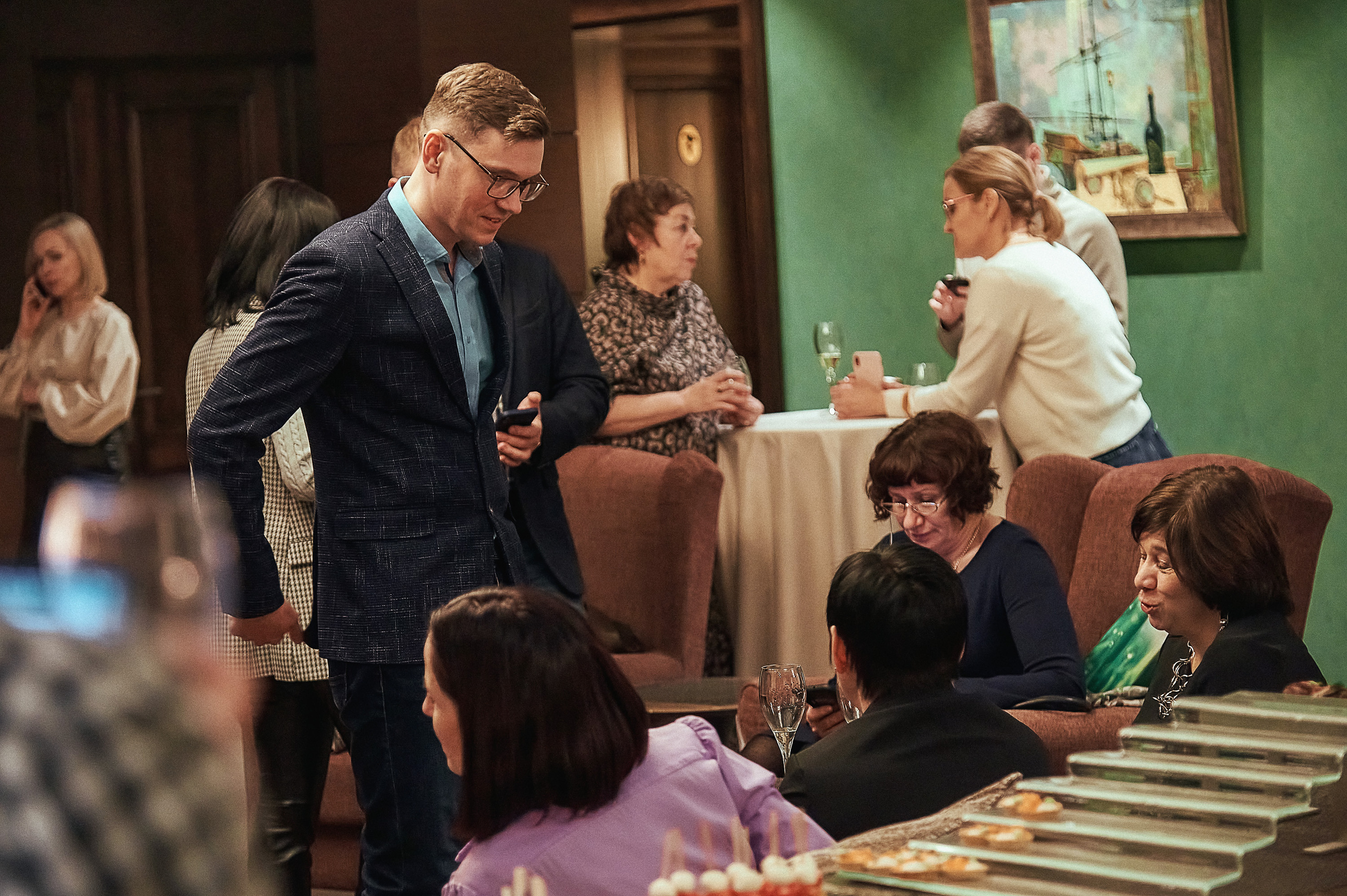 Портфолио репортажной фотосъёмки: "Сбербанк" Новый год. Фотограф Яковлев Роман — Красноярск