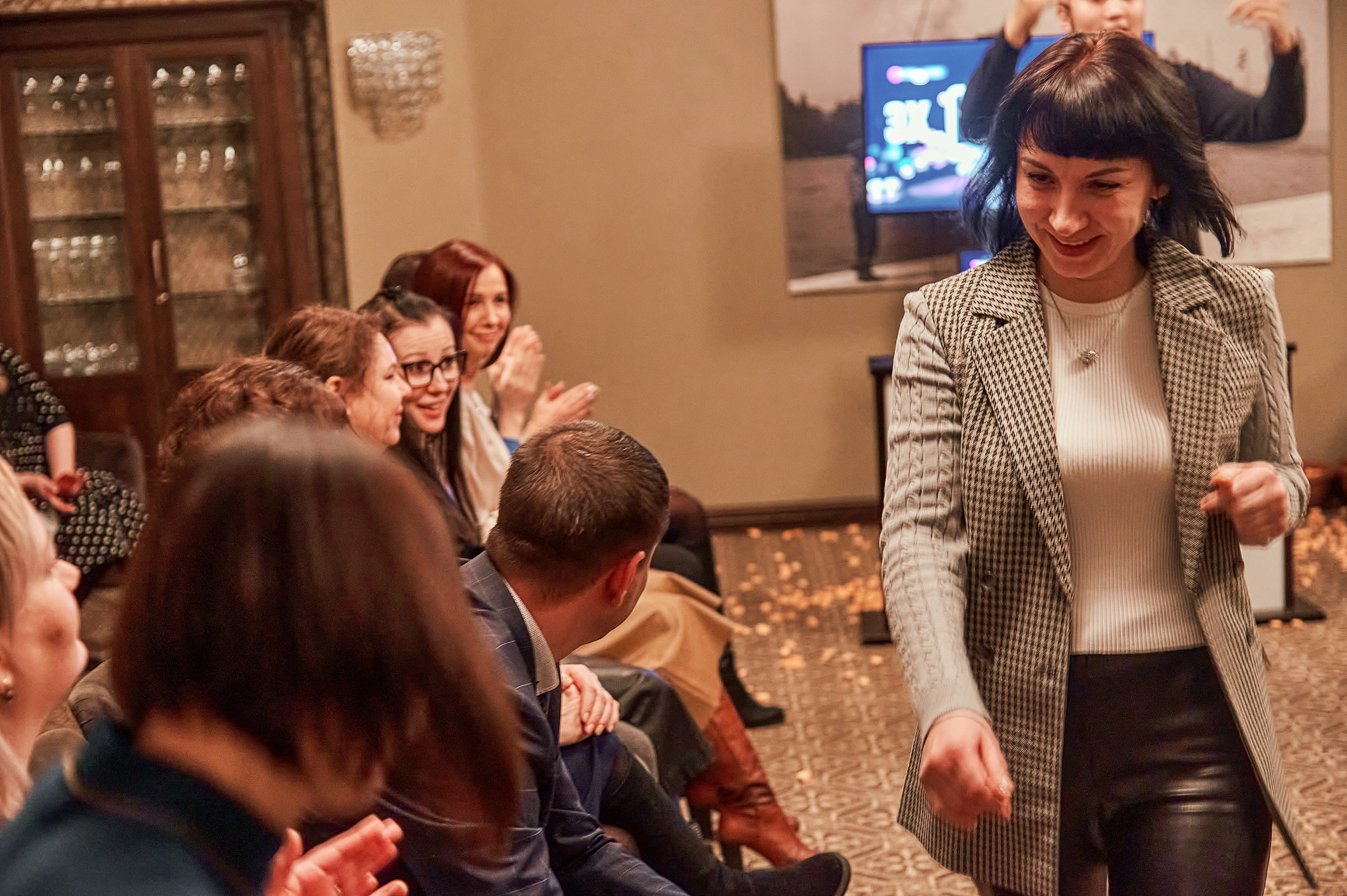 Портфолио репортажной фотосъёмки: "Сбербанк" Новый год. Фотограф Яковлев Роман — Красноярск