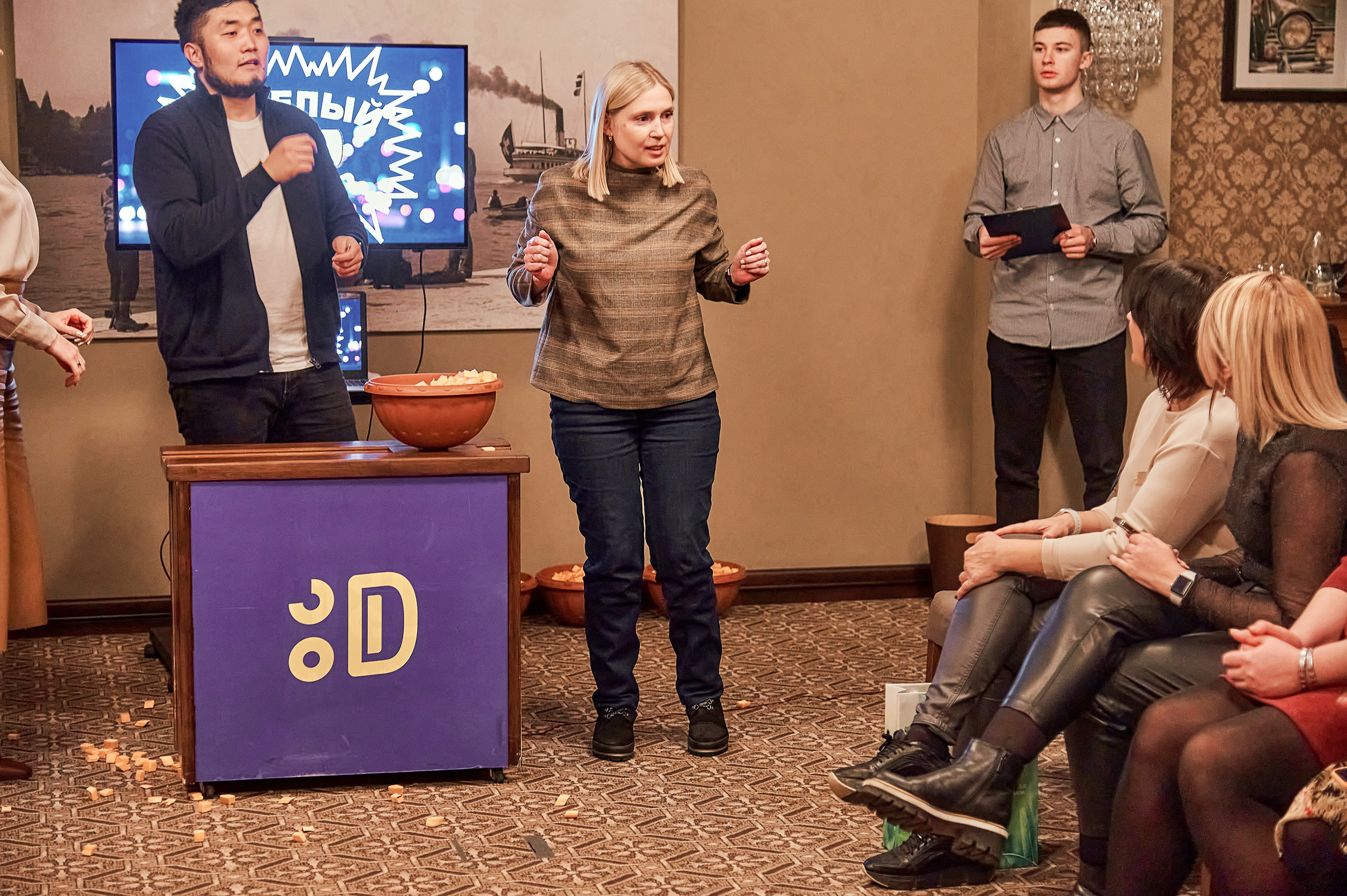 Портфолио репортажной фотосъёмки: "Сбербанк" Новый год. Фотограф Яковлев Роман — Красноярск