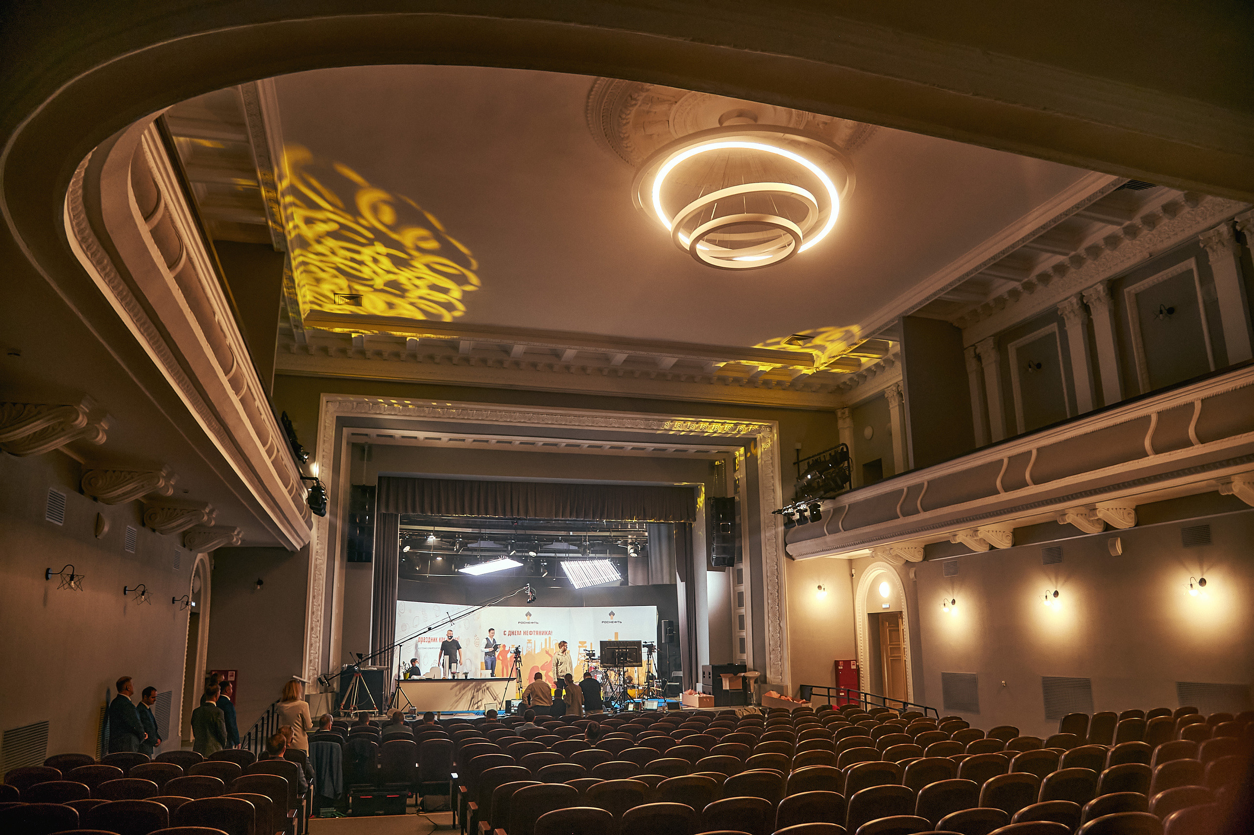 Портфолио репортажной фотосъёмки: "Роснефть" съёмка шоу для «День нефтяника». Фотограф Яковлев Роман — Красноярск