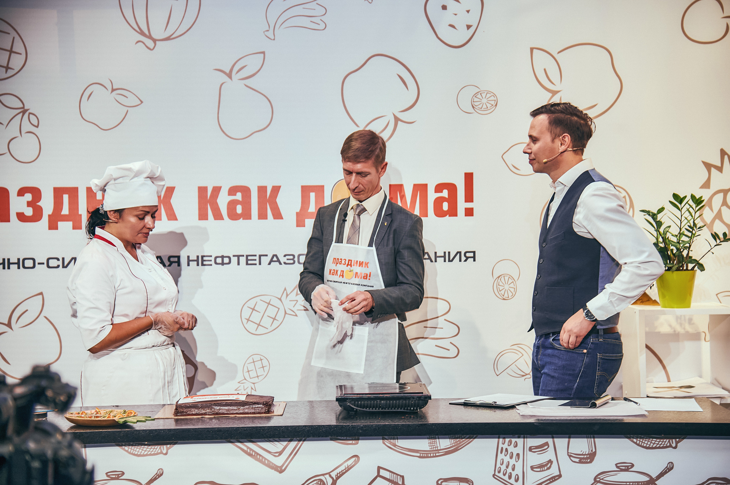 Портфолио репортажной фотосъёмки: "Роснефть" съёмка шоу для «День нефтяника». Фотограф Яковлев Роман — Красноярск