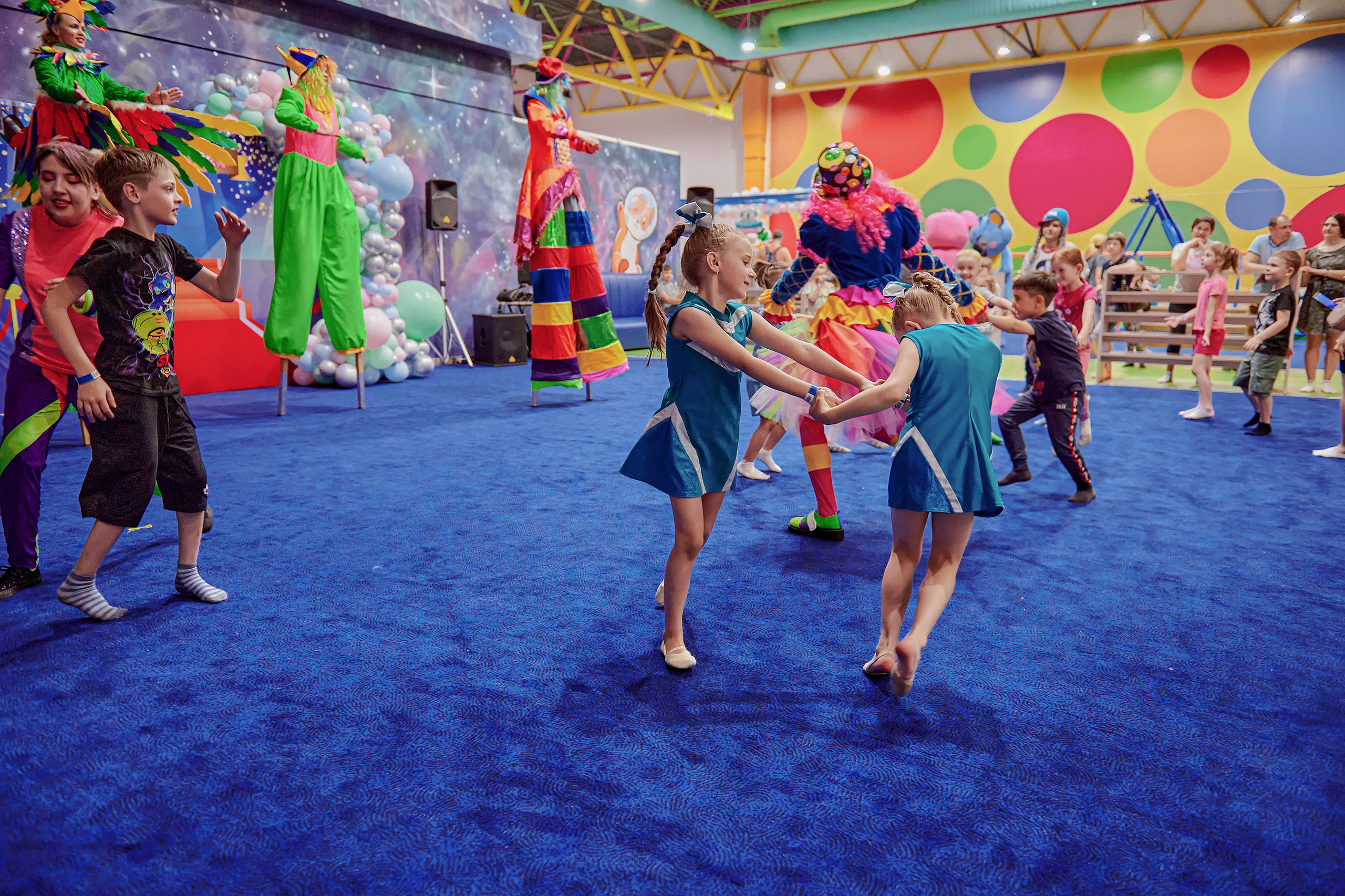 Портфолио репортажной фотосъёмки: Открытие "Vanana park". Фотограф Яковлев Роман — Красноярск