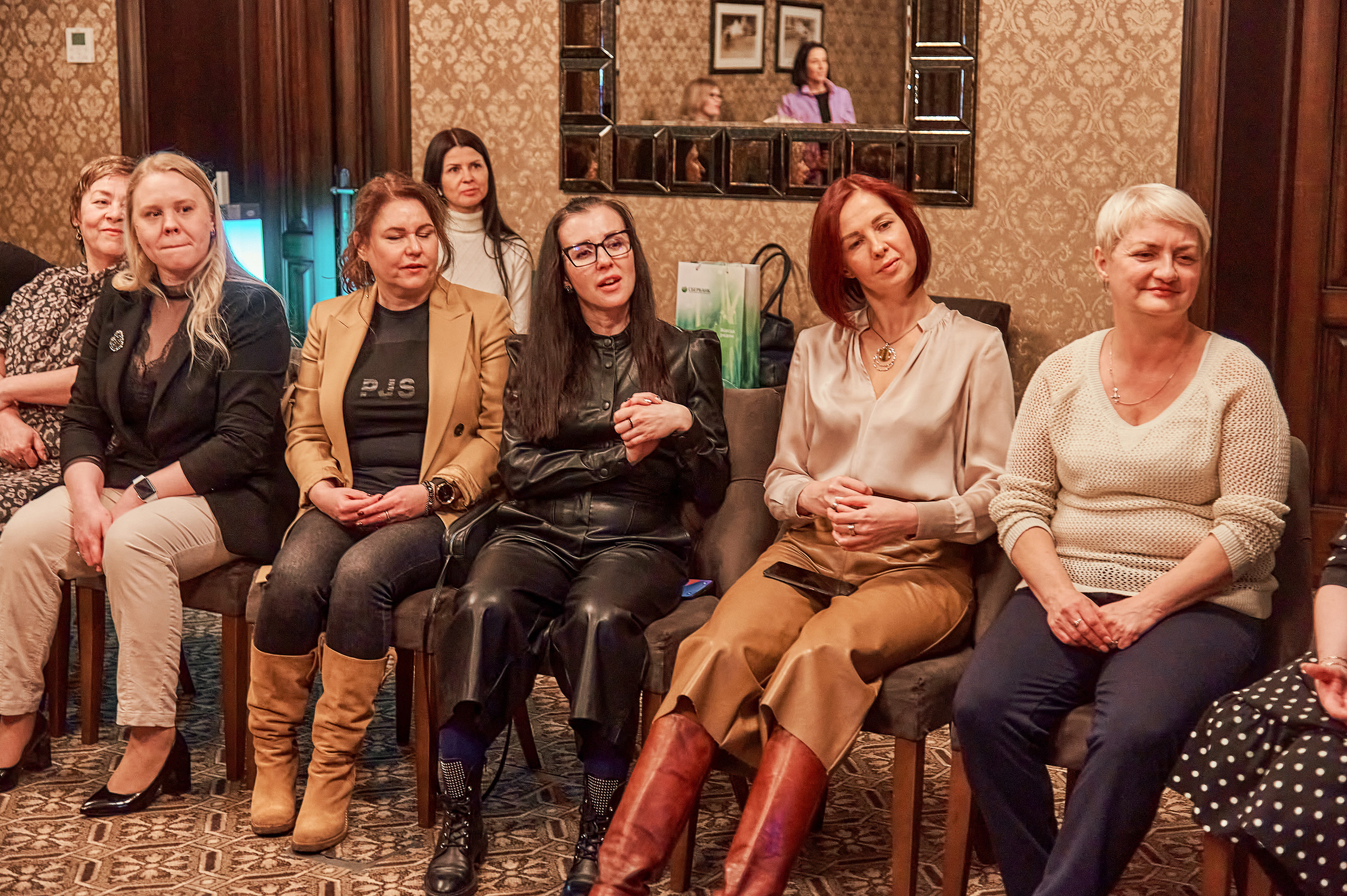 Портфолио репортажной фотосъёмки: "Сбербанк" Новый год. Фотограф Яковлев Роман — Красноярск