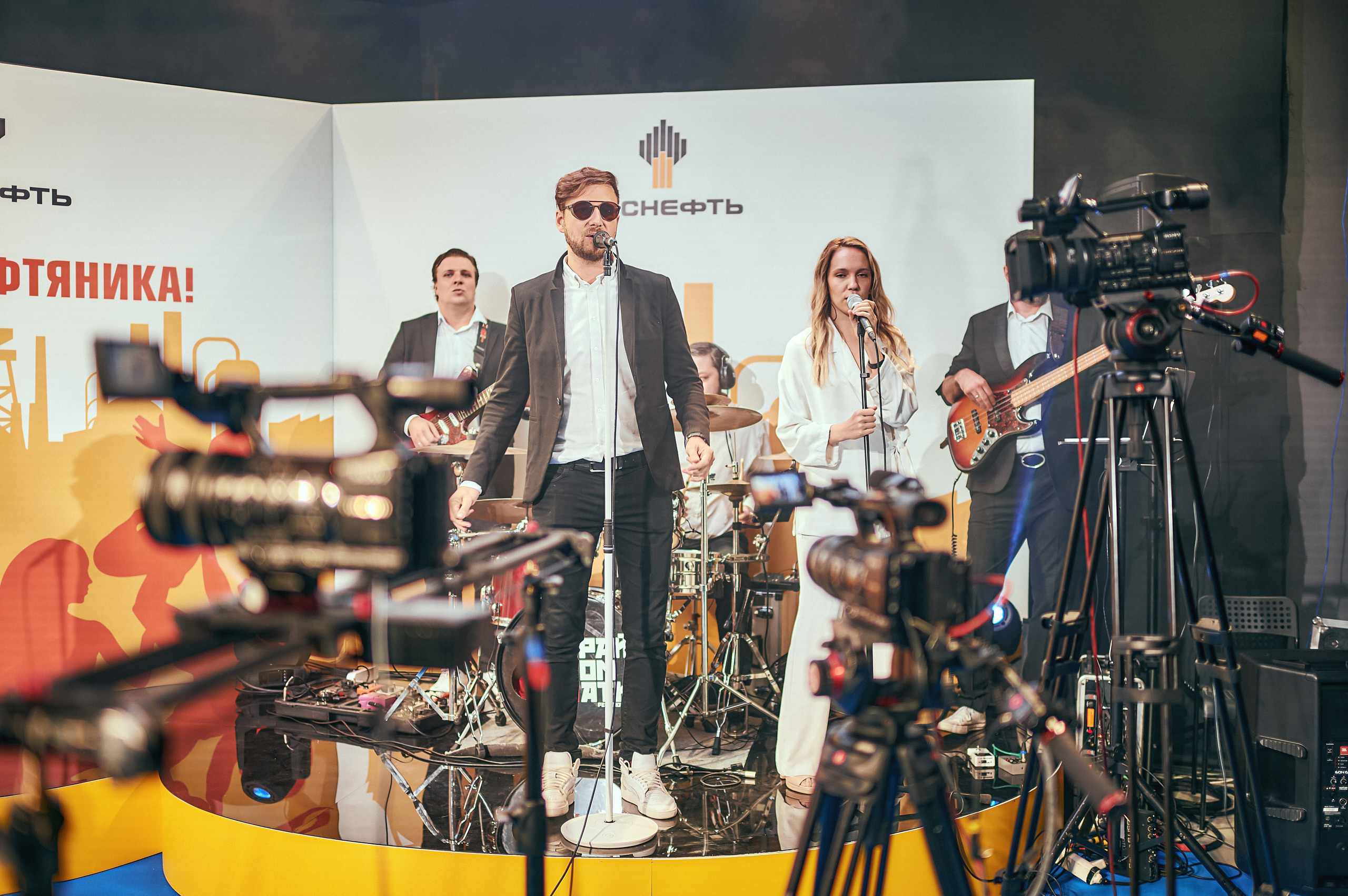 Портфолио репортажной фотосъёмки: "Роснефть" съёмка шоу для «День нефтяника». Фотограф Яковлев Роман — Красноярск