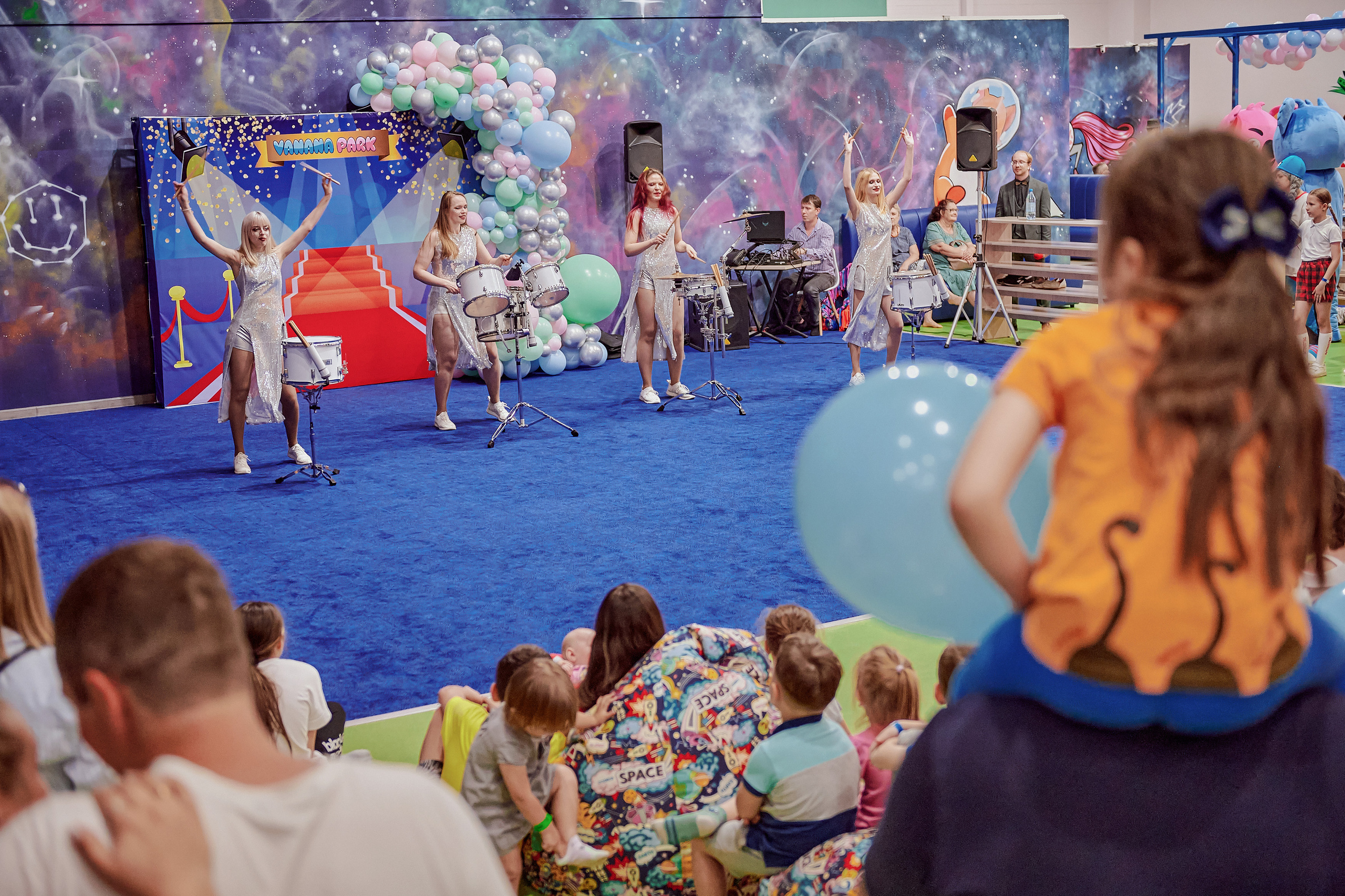 Портфолио репортажной фотосъёмки: Открытие "Vanana park". Фотограф Яковлев Роман — Красноярск