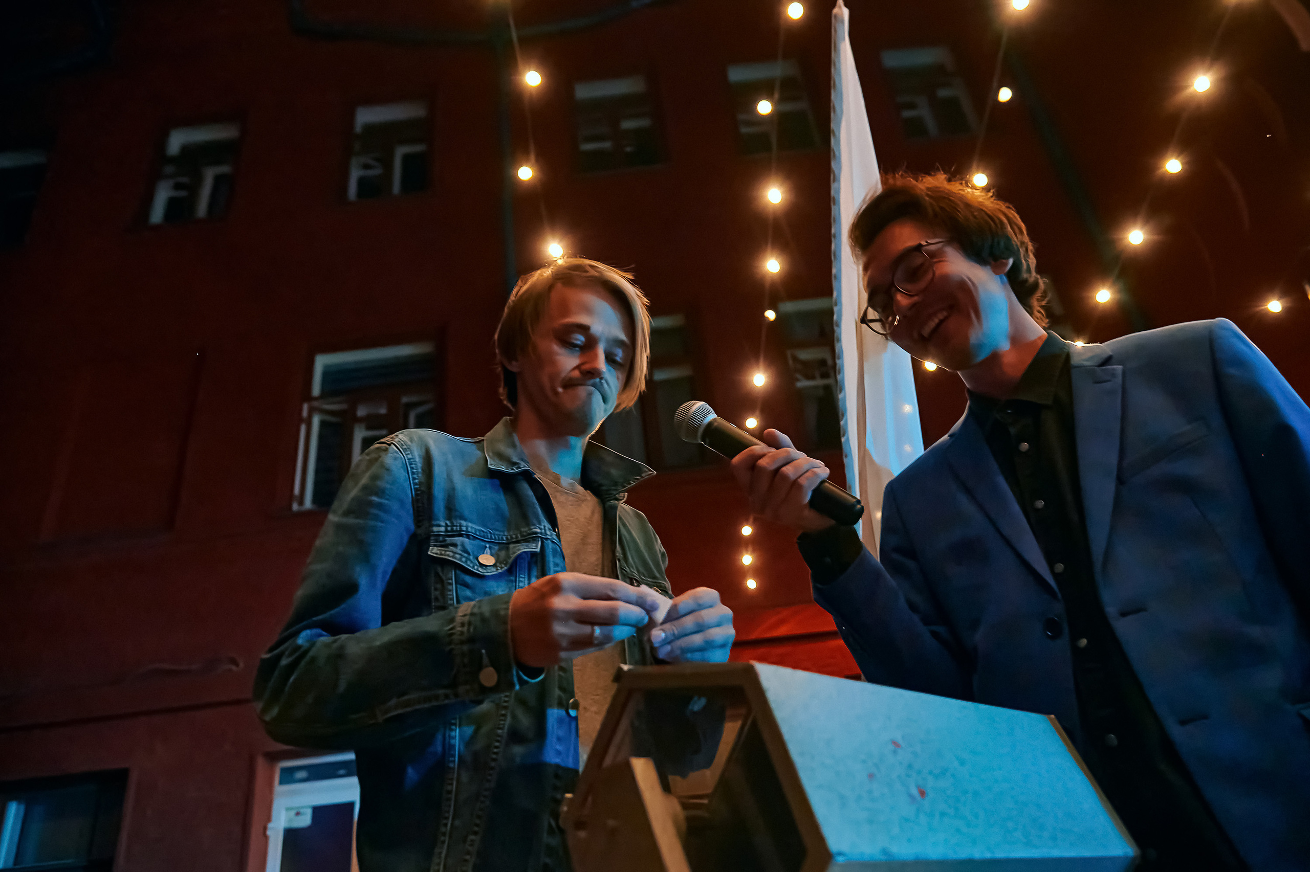 Портфолио репортажной фотосъёмки: Кинодворик "Дом кино" Красноярск. Фотограф Яковлев Роман — Красноярск