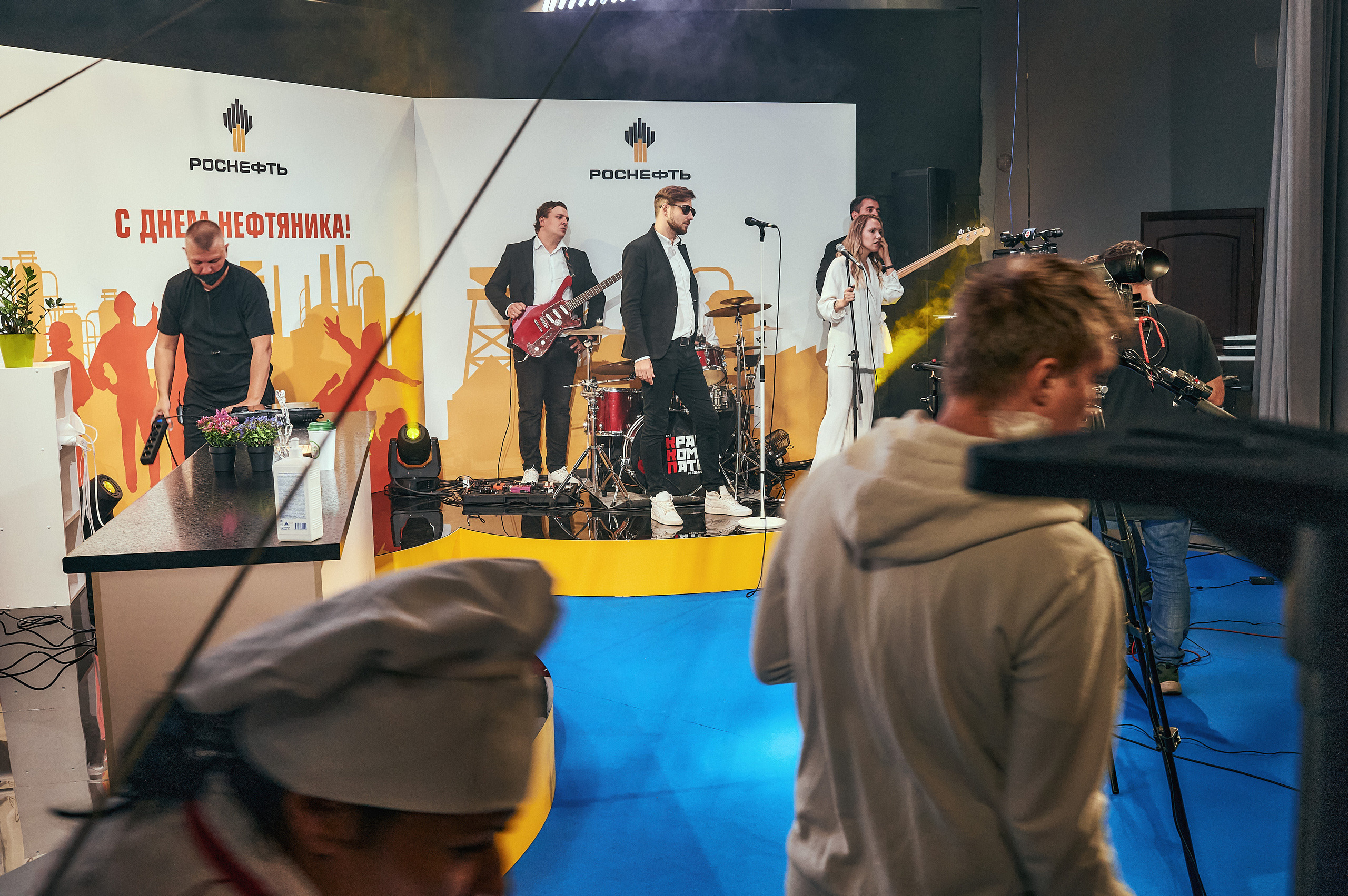 Портфолио репортажной фотосъёмки: "Роснефть" съёмка шоу для «День нефтяника». Фотограф Яковлев Роман — Красноярск
