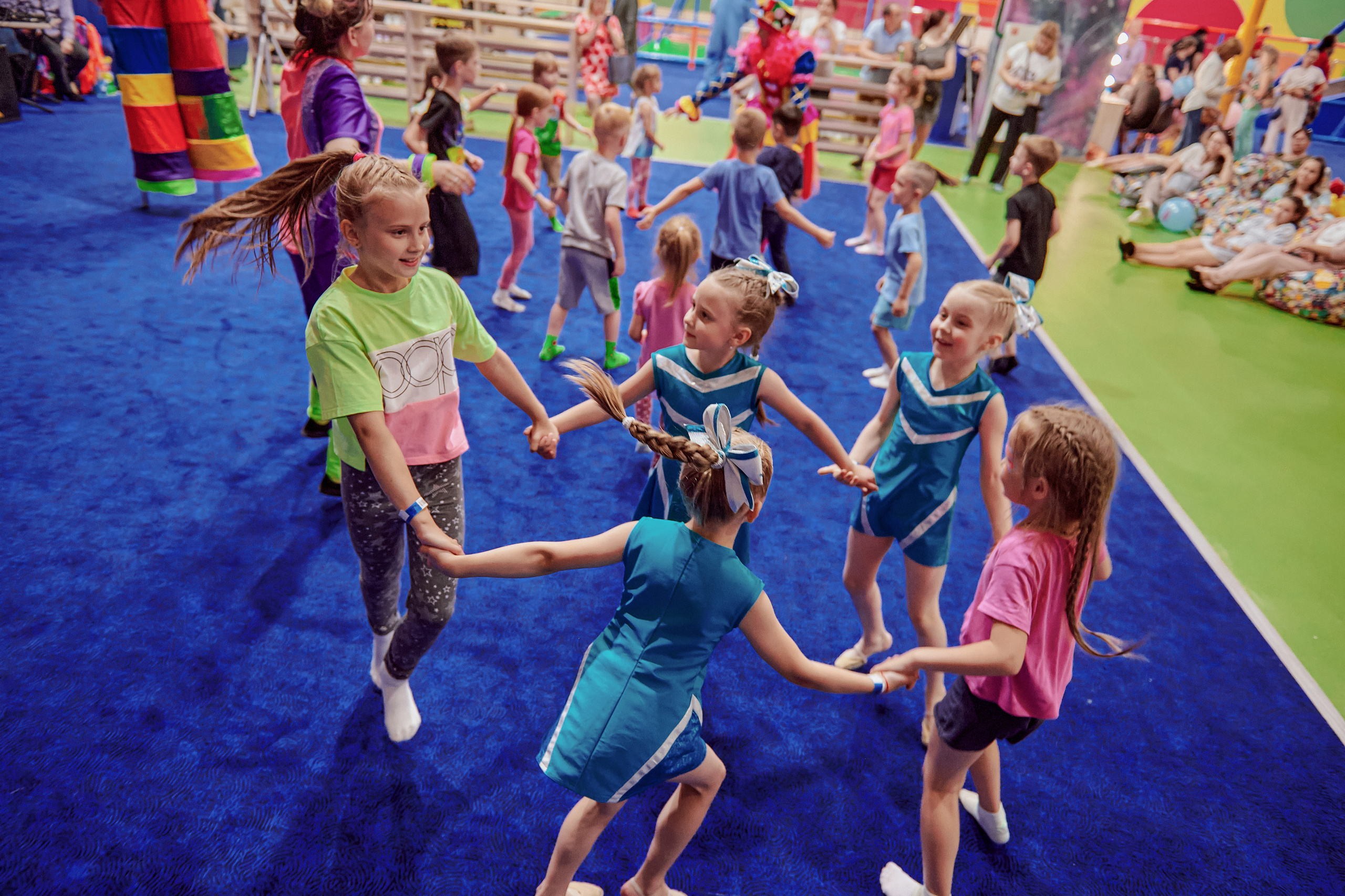 Портфолио репортажной фотосъёмки: Открытие "Vanana park". Фотограф Яковлев Роман — Красноярск