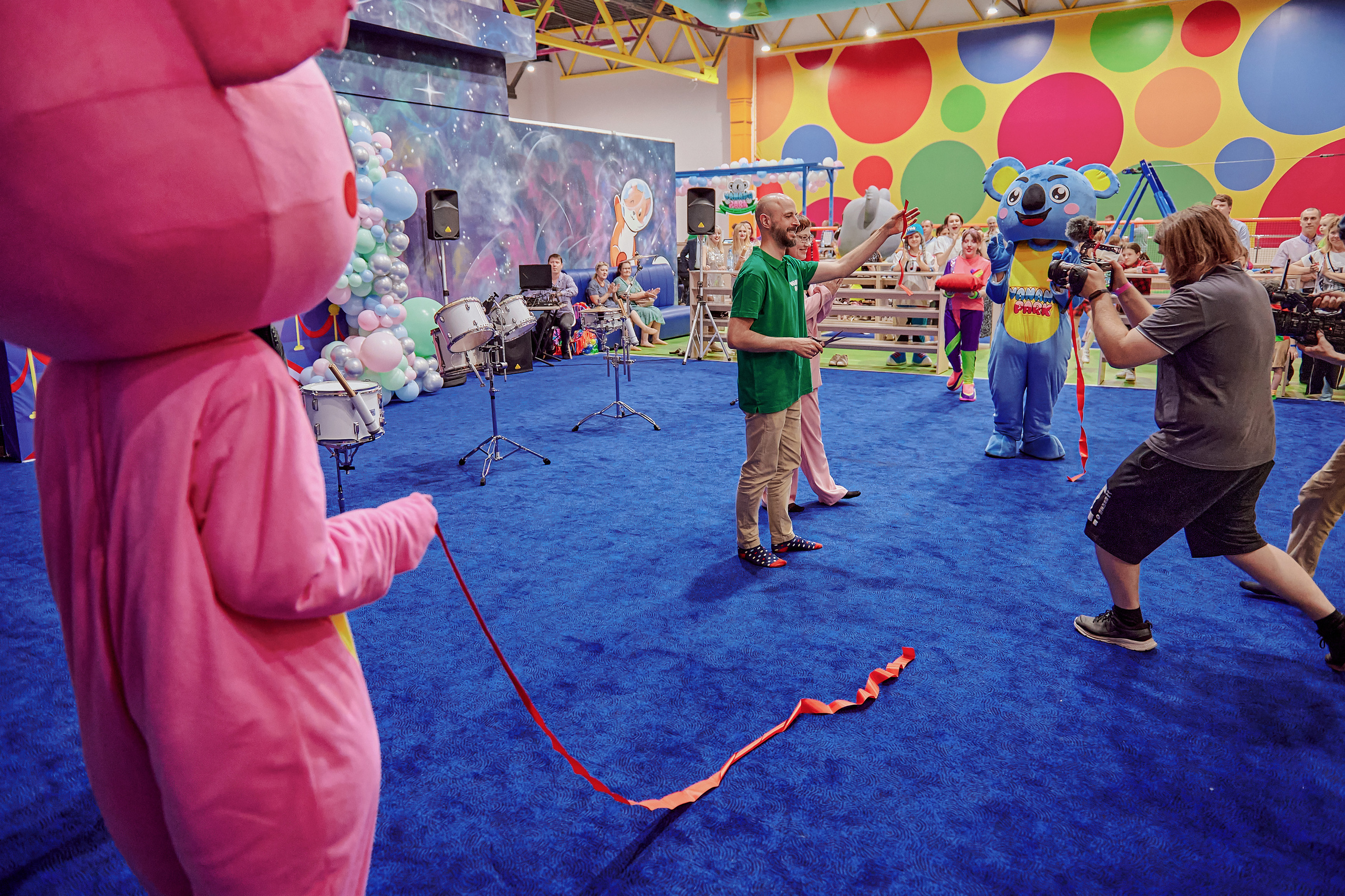 Портфолио репортажной фотосъёмки: Открытие "Vanana park". Фотограф Яковлев Роман — Красноярск