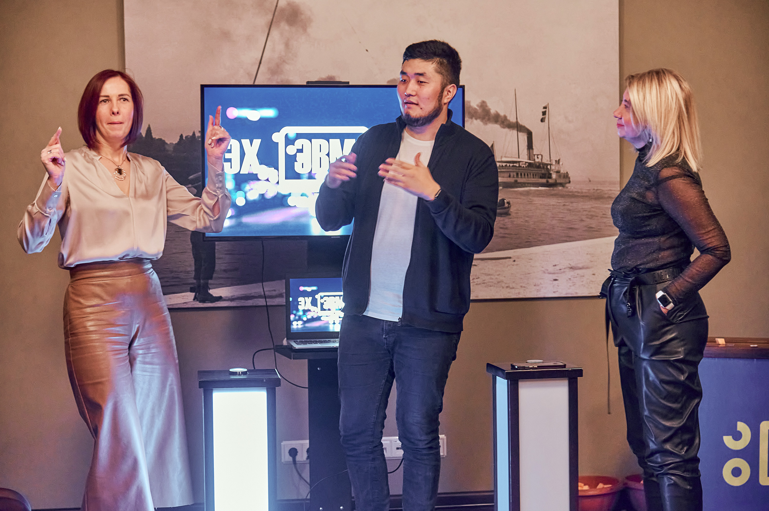 Портфолио репортажной фотосъёмки: "Сбербанк" Новый год. Фотограф Яковлев Роман — Красноярск