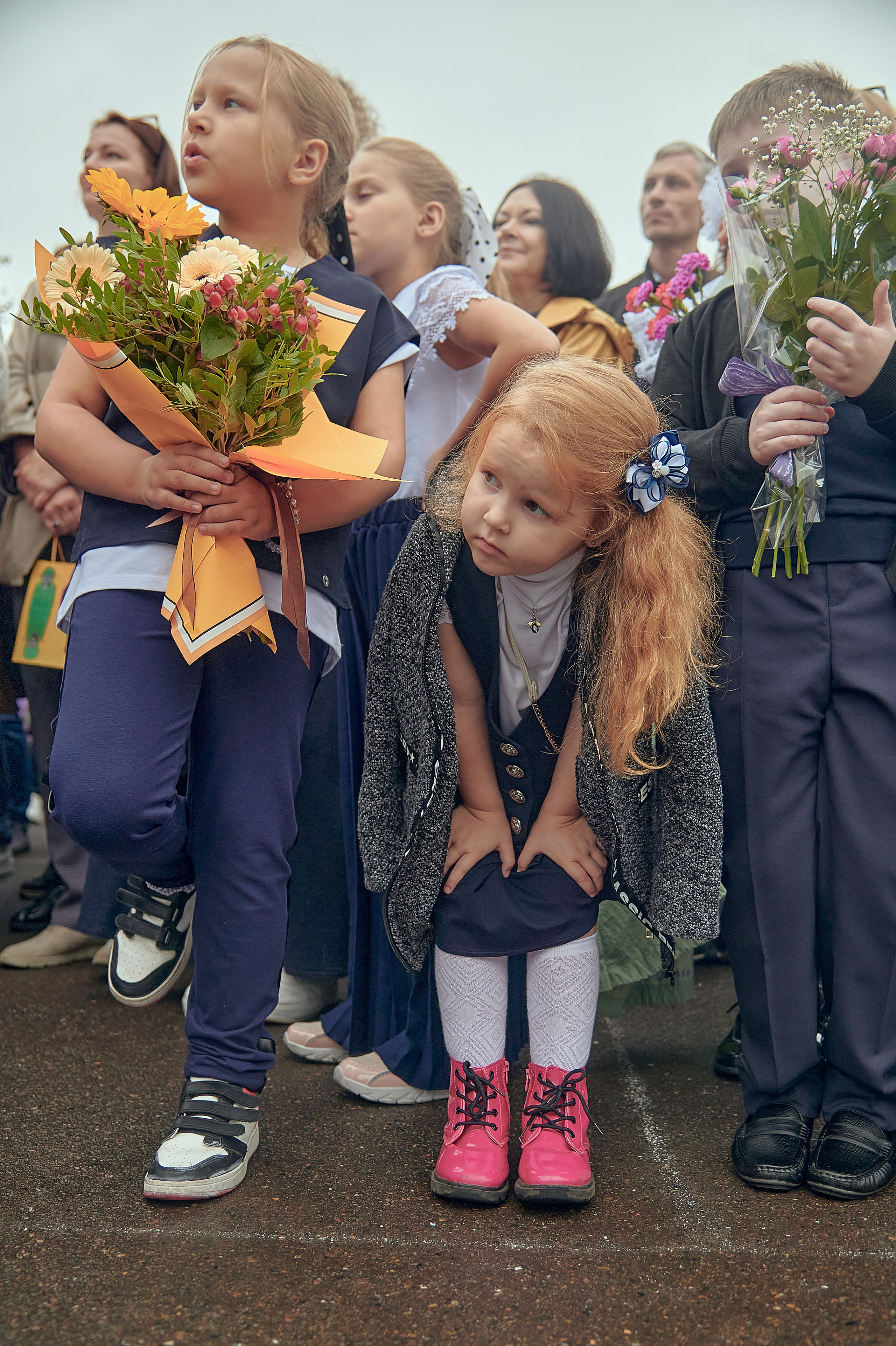 Портфолио репортажной фотосъёмки: 1 сентября в школе № 149. Фотограф Яковлев Роман — Красноярск