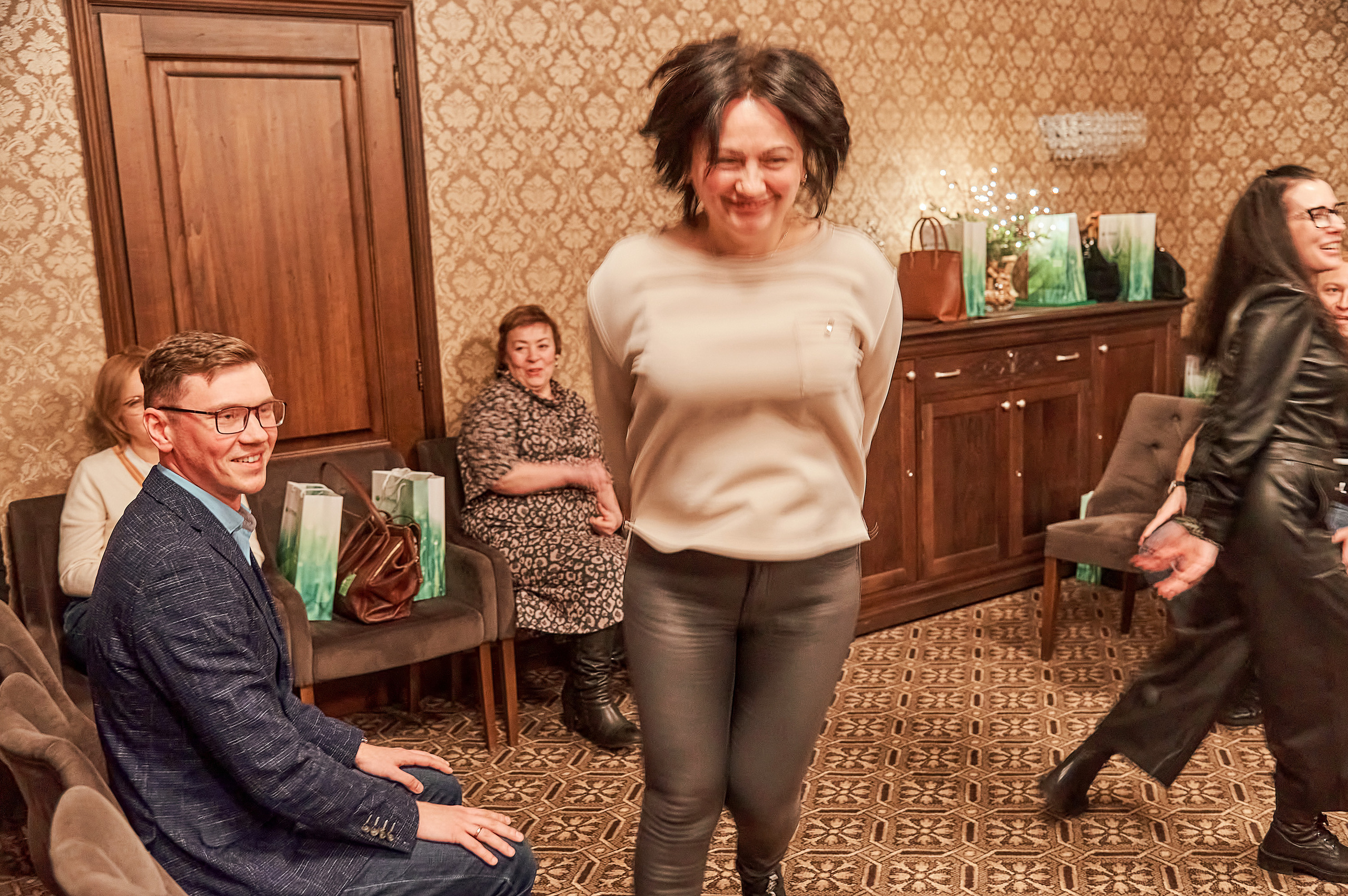 Портфолио репортажной фотосъёмки: "Сбербанк" Новый год. Фотограф Яковлев Роман — Красноярск