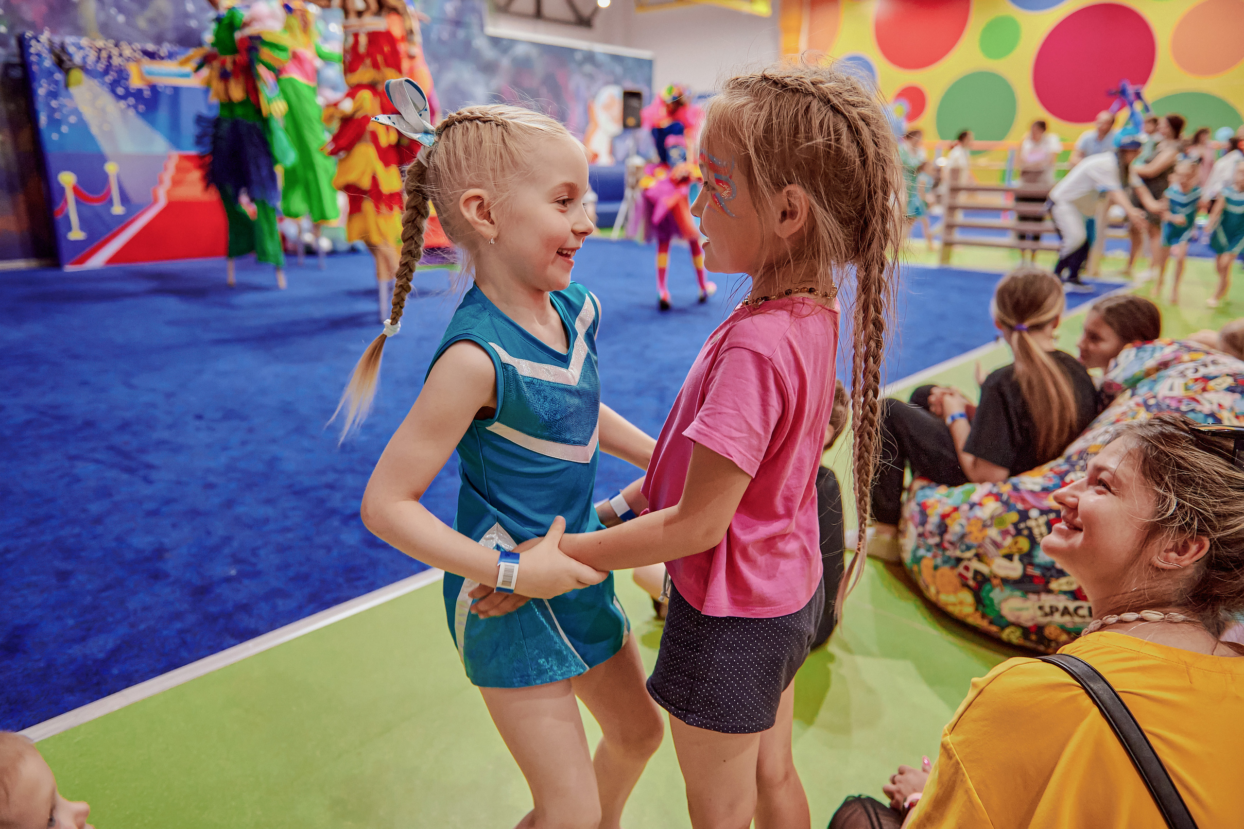 Портфолио репортажной фотосъёмки: Открытие "Vanana park". Фотограф Яковлев Роман — Красноярск