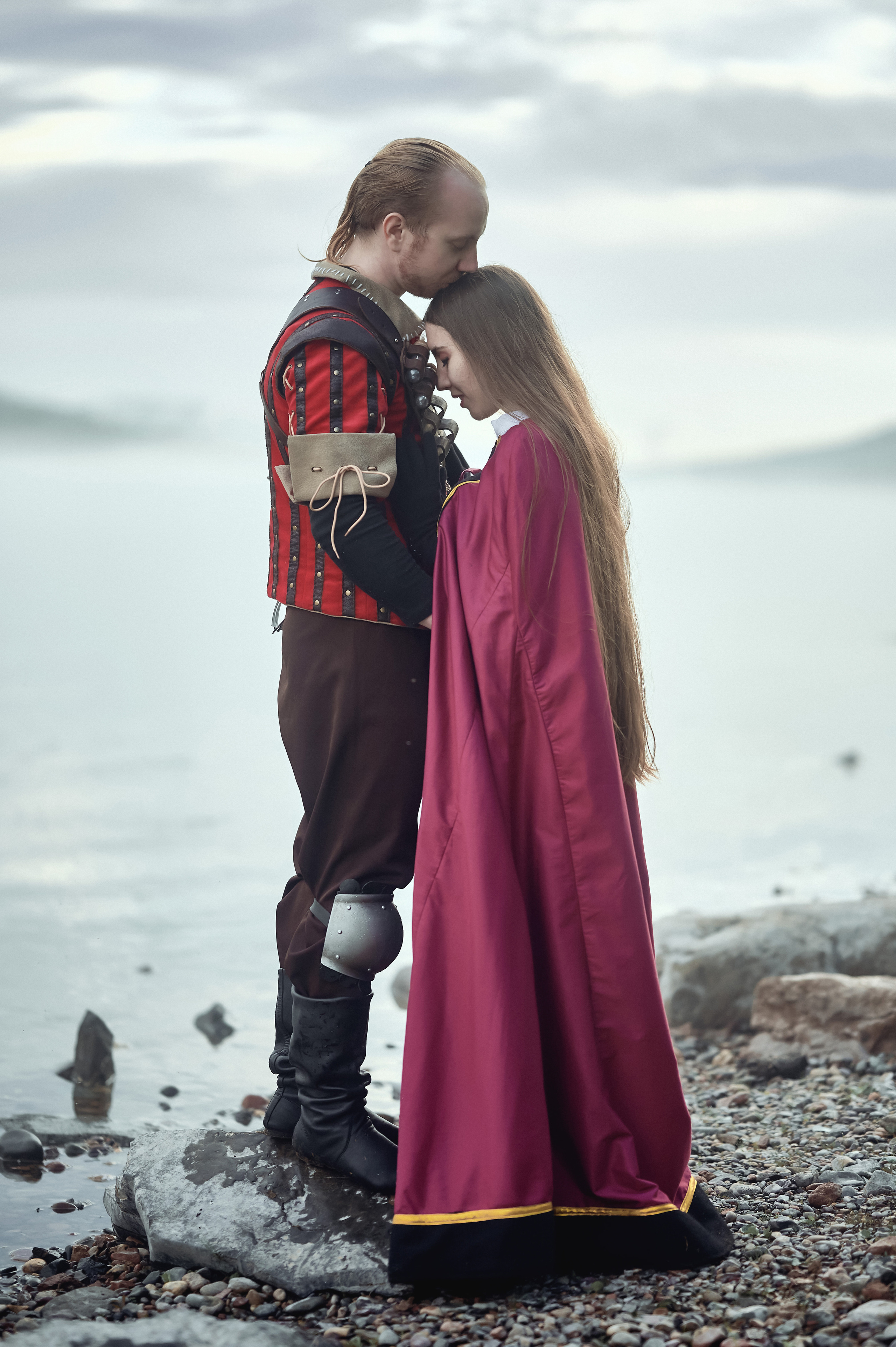 Каролина и Сергей — Предсвадебная съёмка в стиле «Ведьмак». Фотограф Яковлев Роман — Красноярск