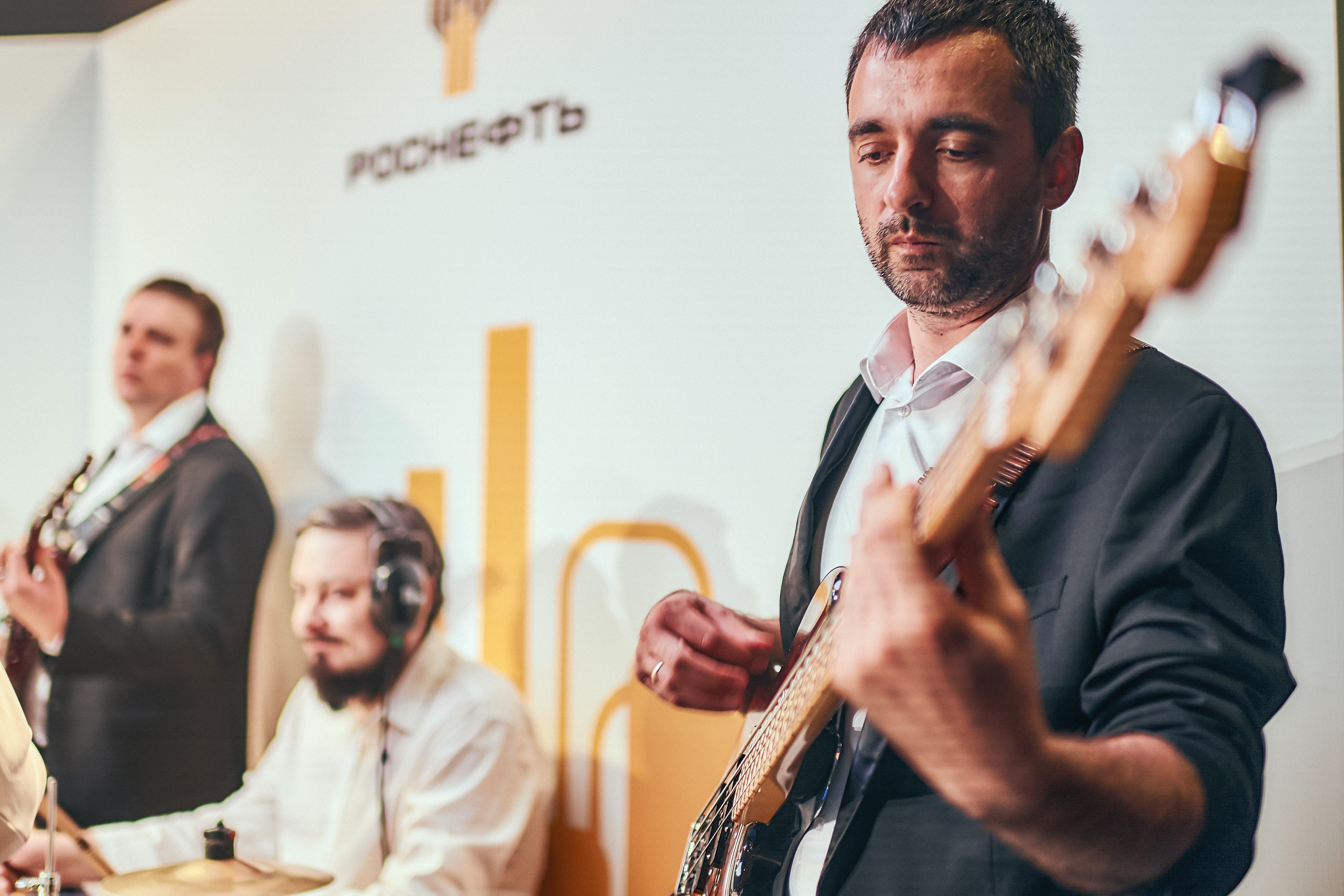 Портфолио репортажной фотосъёмки: "Роснефть" съёмка шоу для «День нефтяника». Фотограф Яковлев Роман — Красноярск