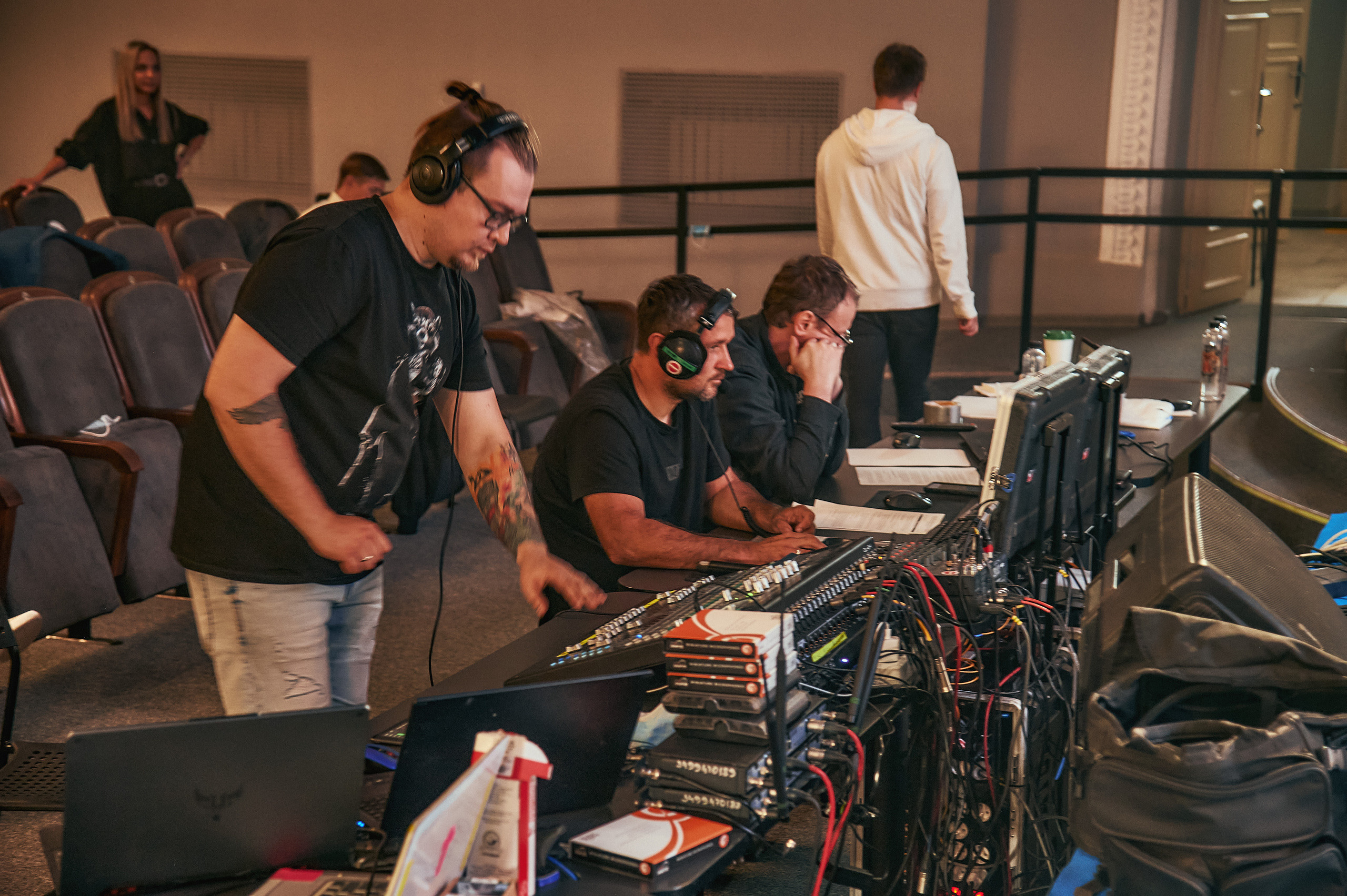 Портфолио репортажной фотосъёмки: "Роснефть" съёмка шоу для «День нефтяника». Фотограф Яковлев Роман — Красноярск