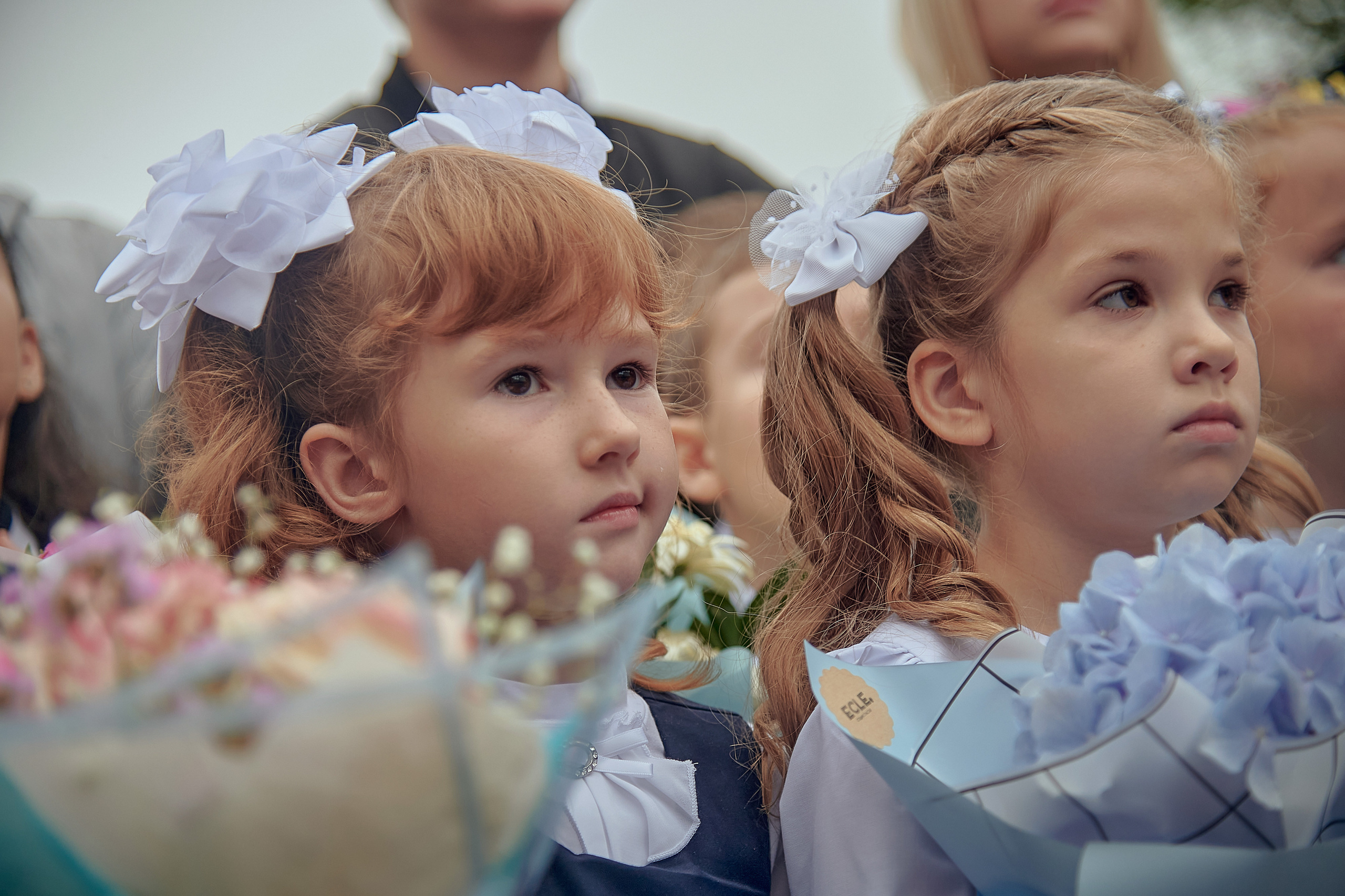 Портфолио репортажной фотосъёмки: 1 сентября в школе № 149. Фотограф Яковлев Роман — Красноярск