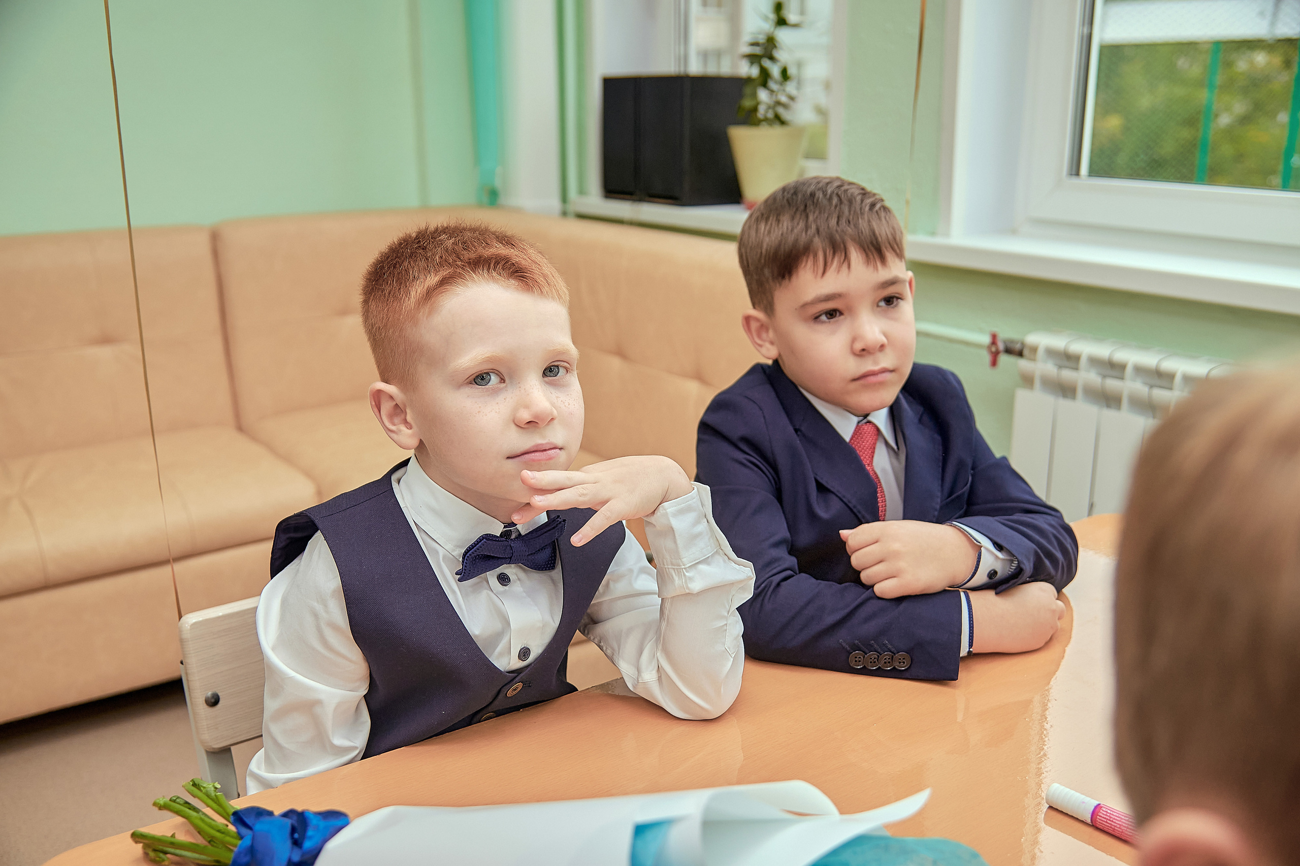 Портфолио репортажной фотосъёмки: 1 сентября в школе № 149. Фотограф Яковлев Роман — Красноярск