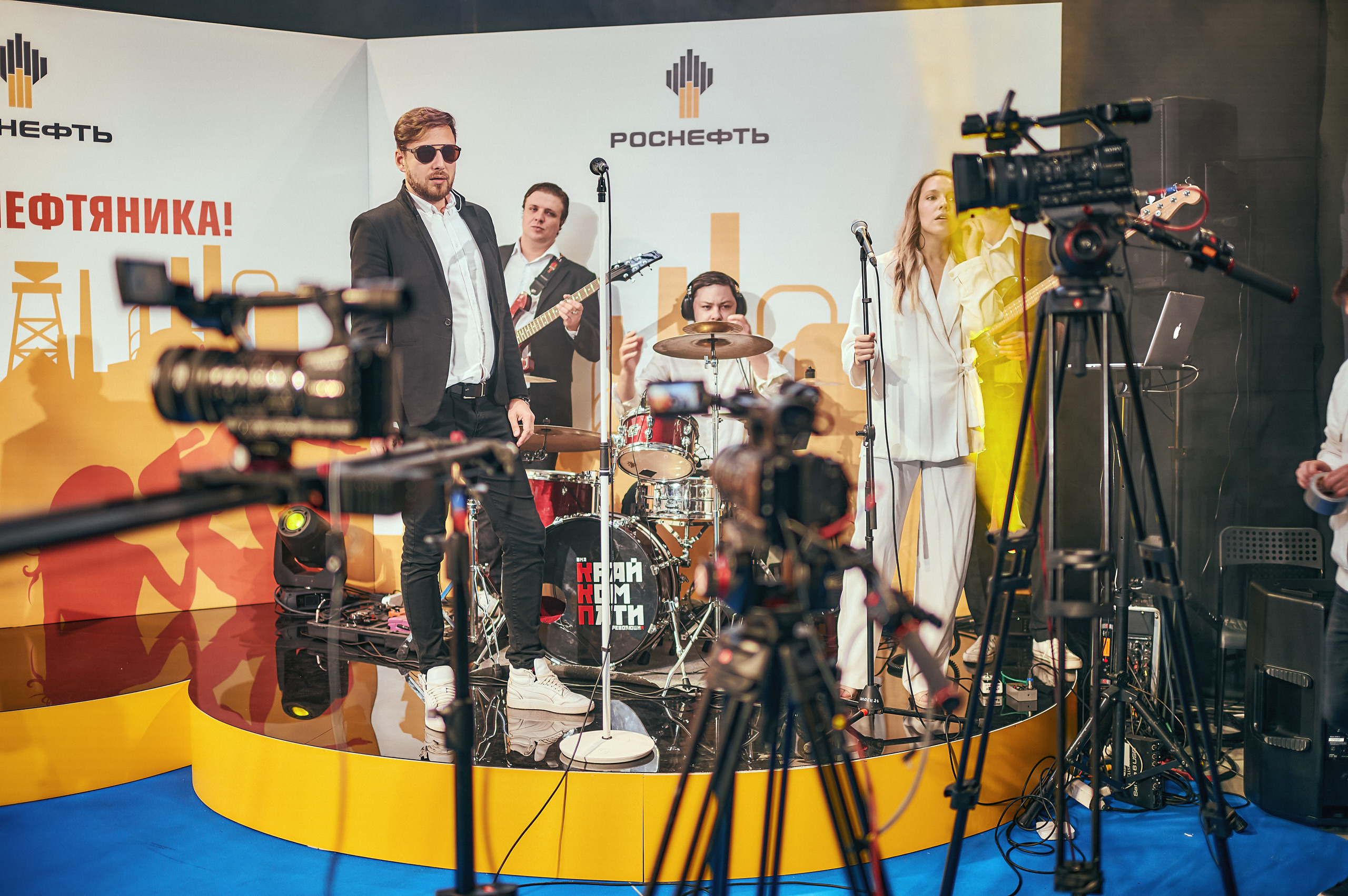 Портфолио репортажной фотосъёмки: "Роснефть" съёмка шоу для «День нефтяника». Фотограф Яковлев Роман — Красноярск