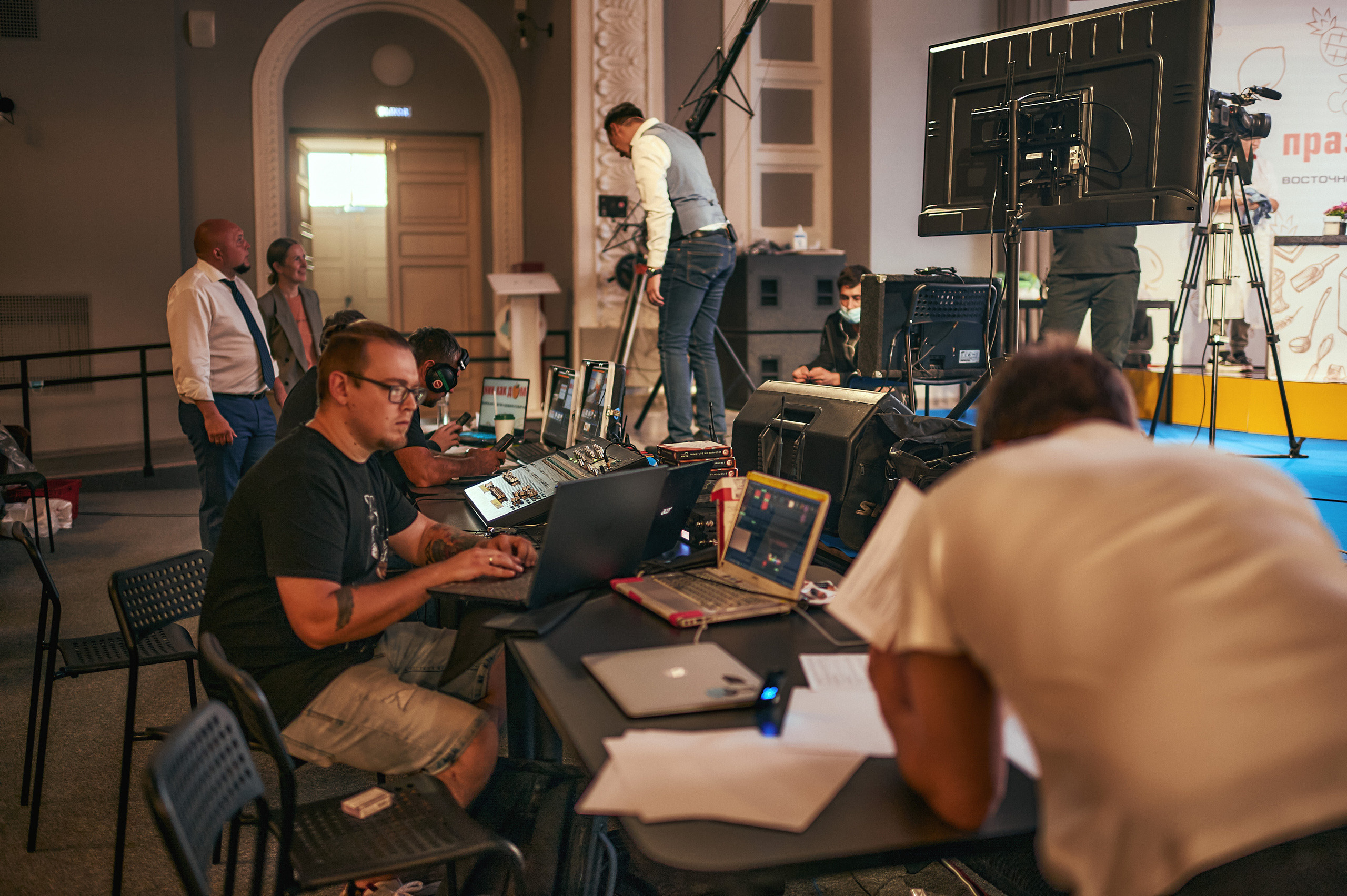 Портфолио репортажной фотосъёмки: "Роснефть" съёмка шоу для «День нефтяника». Фотограф Яковлев Роман — Красноярск