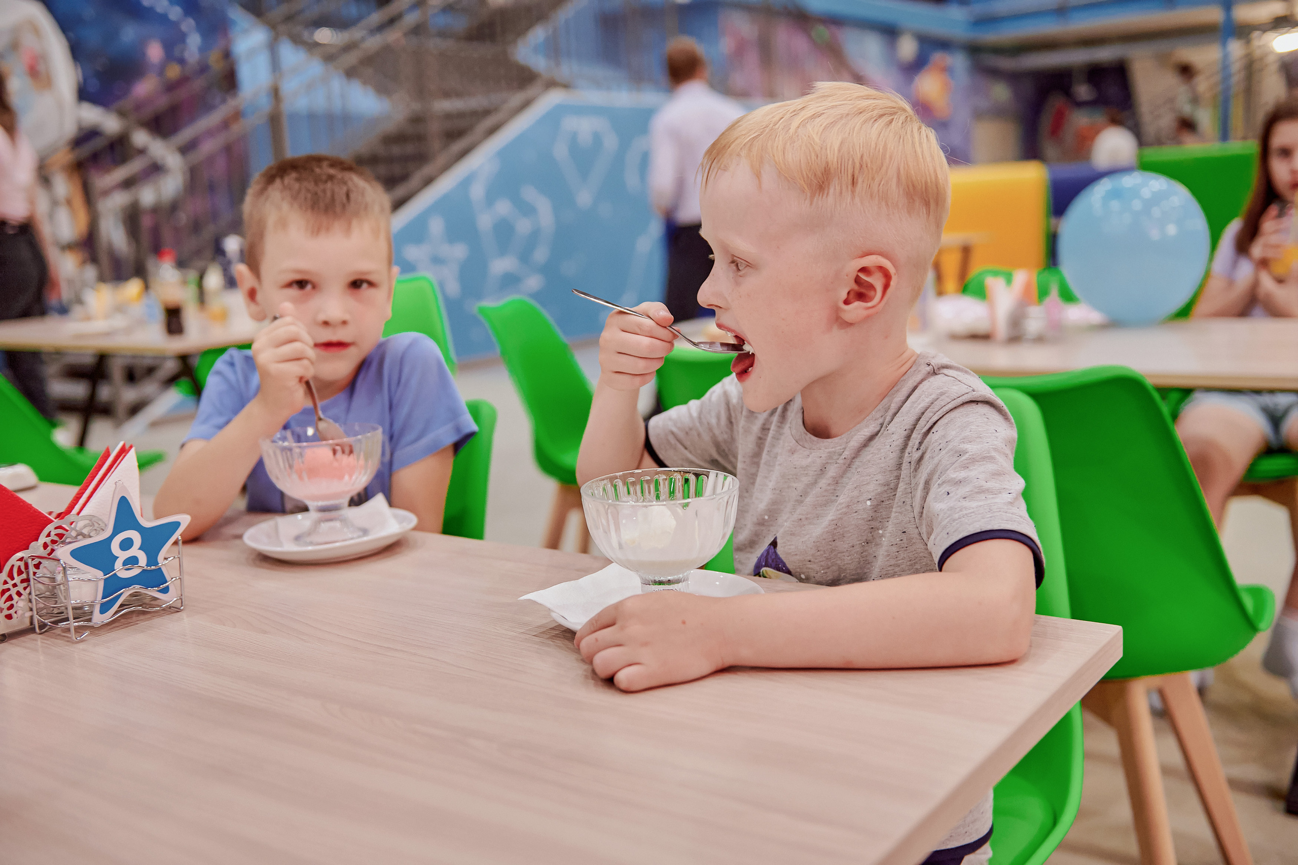 Портфолио репортажной фотосъёмки: Открытие "Vanana park". Фотограф Яковлев Роман — Красноярск