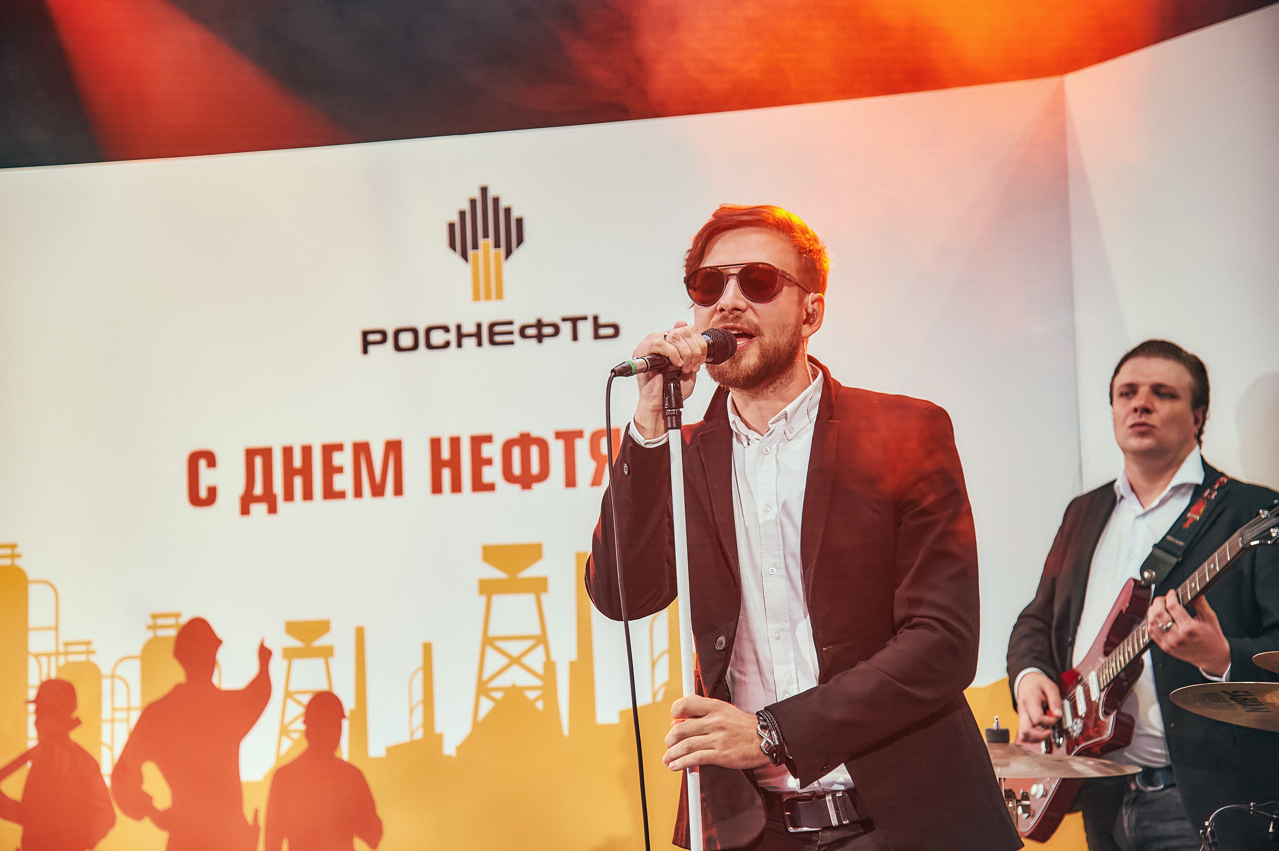 Портфолио репортажной фотосъёмки: "Роснефть" съёмка шоу для «День нефтяника». Фотограф Яковлев Роман — Красноярск