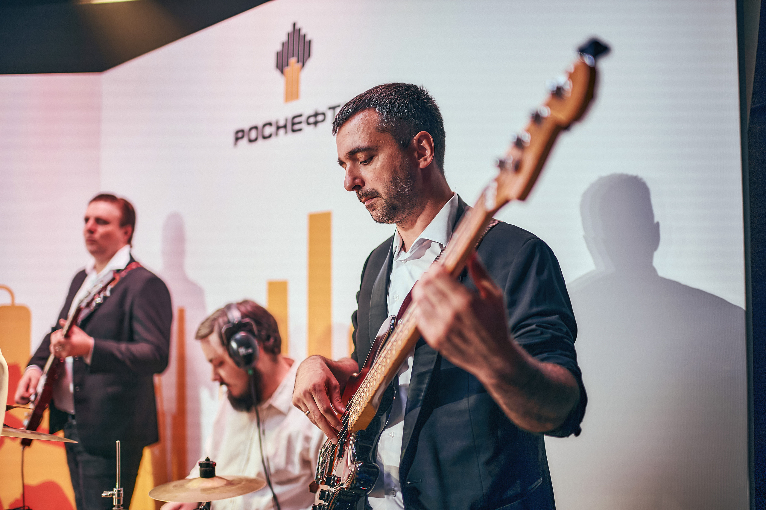 Портфолио репортажной фотосъёмки: "Роснефть" съёмка шоу для «День нефтяника». Фотограф Яковлев Роман — Красноярск