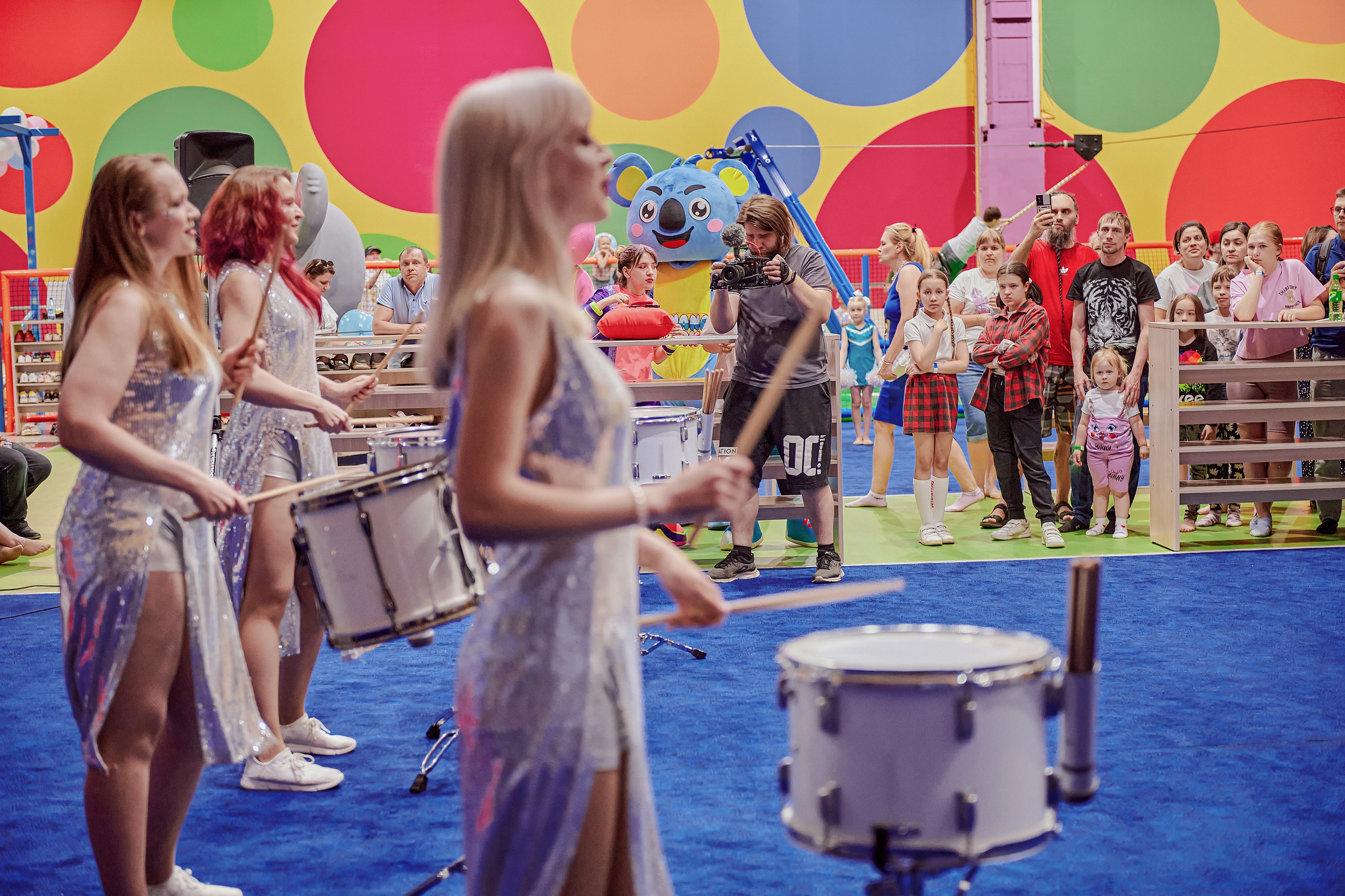 Портфолио репортажной фотосъёмки: Открытие "Vanana park". Фотограф Яковлев Роман — Красноярск