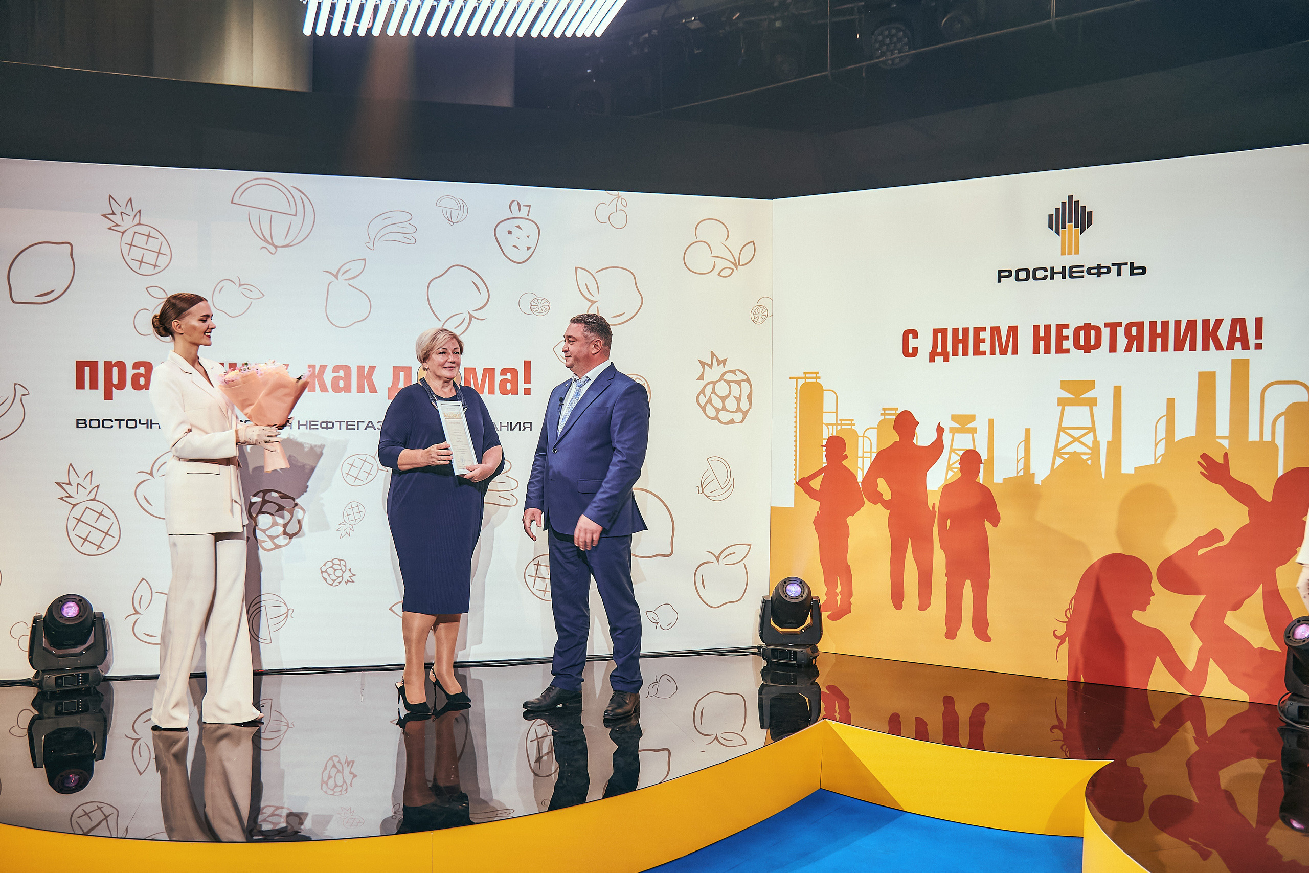 Портфолио репортажной фотосъёмки: "Роснефть" съёмка шоу для «День нефтяника». Фотограф Яковлев Роман — Красноярск