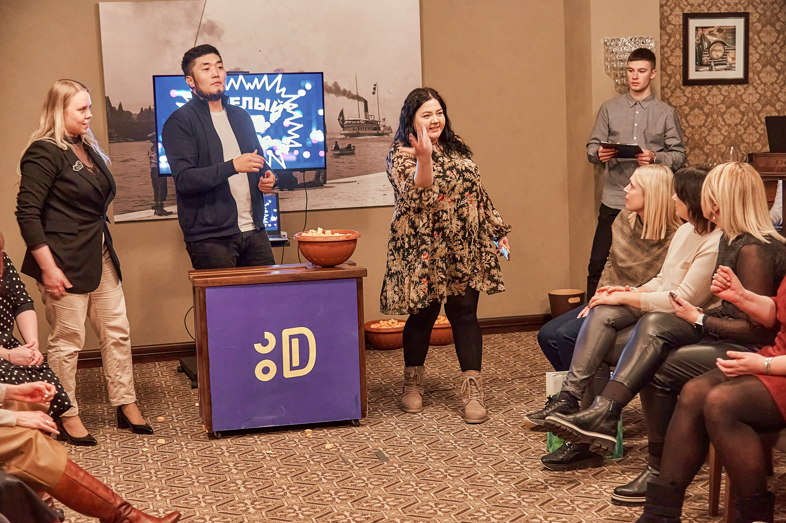 Портфолио репортажной фотосъёмки: "Сбербанк" Новый год. Фотограф Яковлев Роман — Красноярск