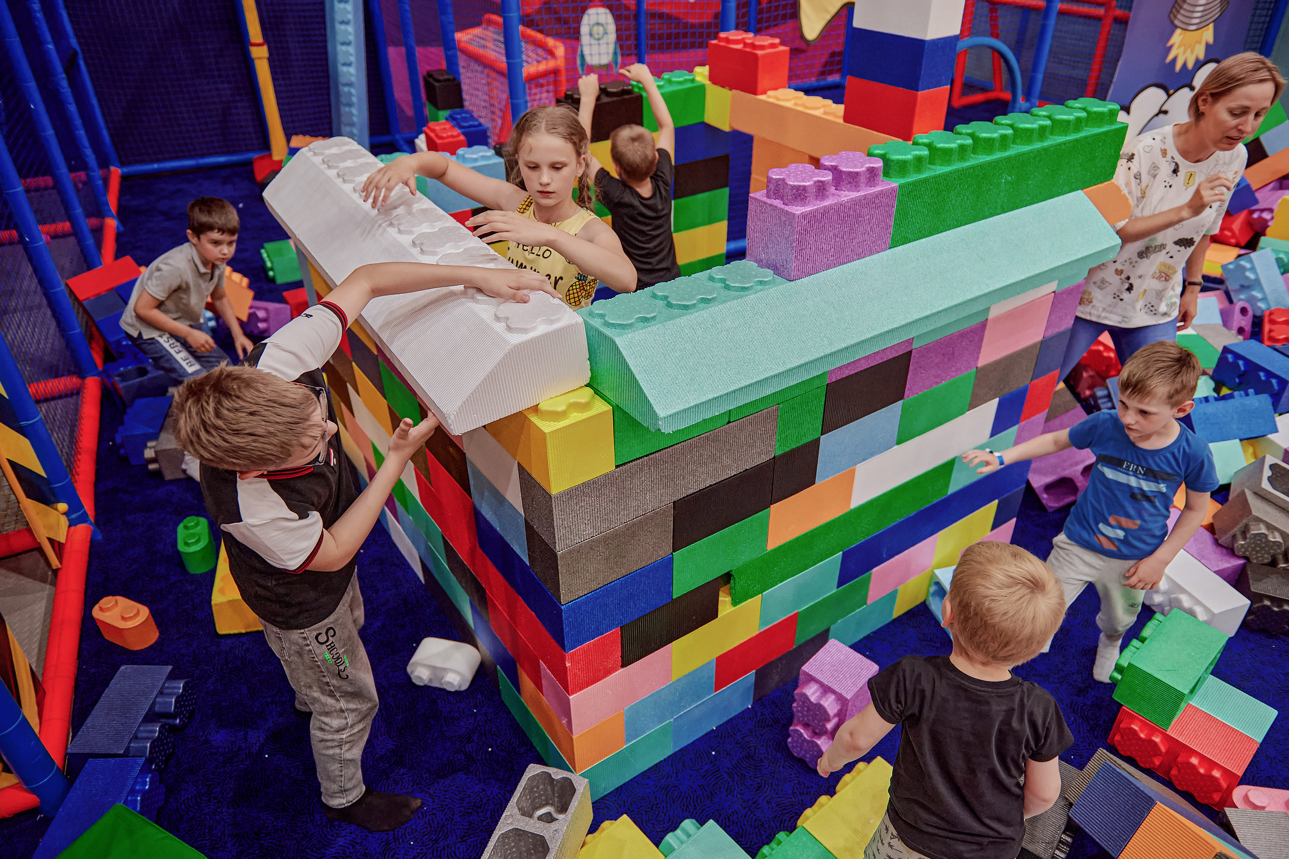 Портфолио репортажной фотосъёмки: Открытие "Vanana park". Фотограф Яковлев Роман — Красноярск