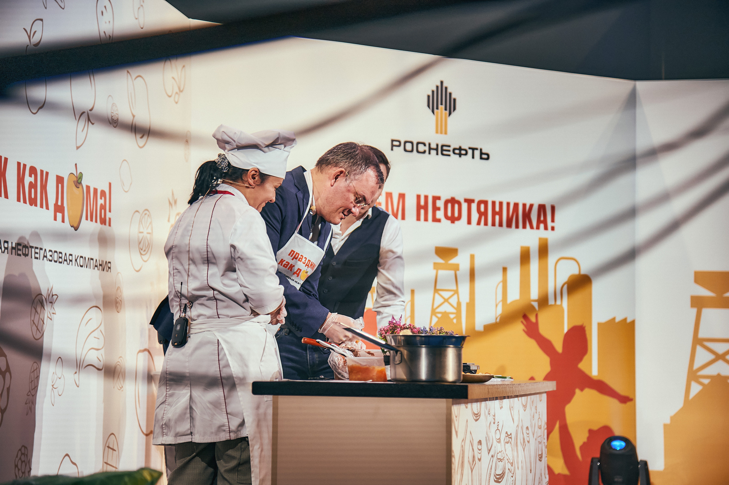 Портфолио репортажной фотосъёмки: "Роснефть" съёмка шоу для «День нефтяника». Фотограф Яковлев Роман — Красноярск