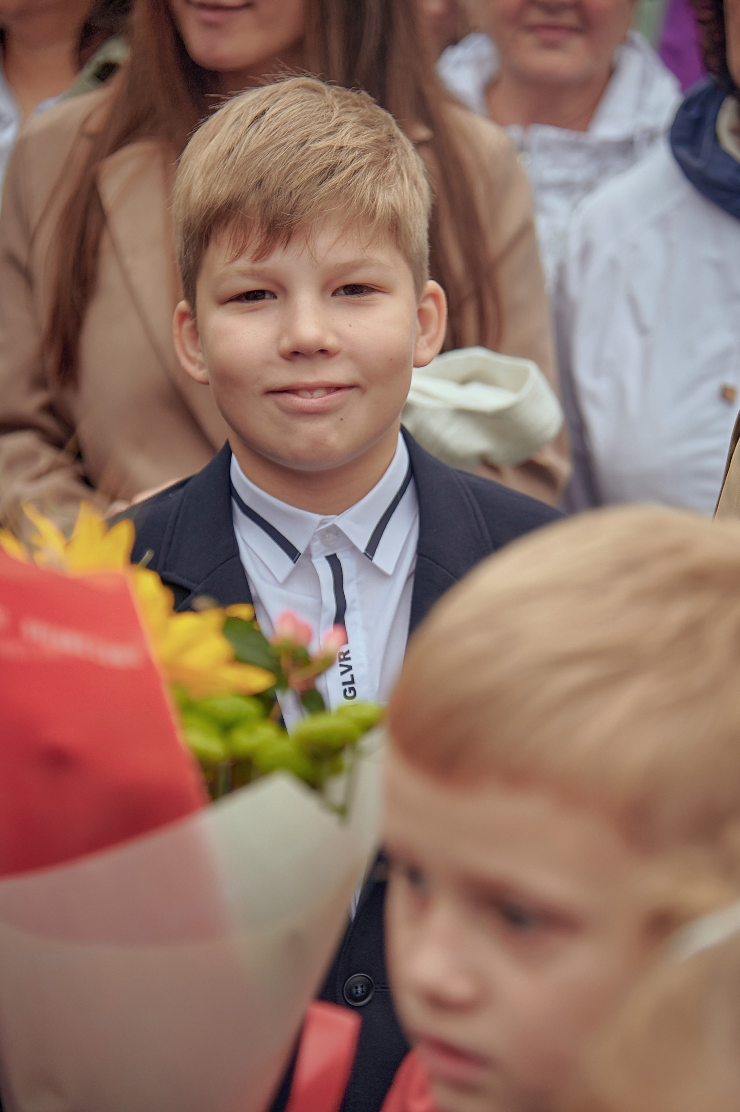 Портфолио репортажной фотосъёмки: 1 сентября в школе № 149. Фотограф Яковлев Роман — Красноярск