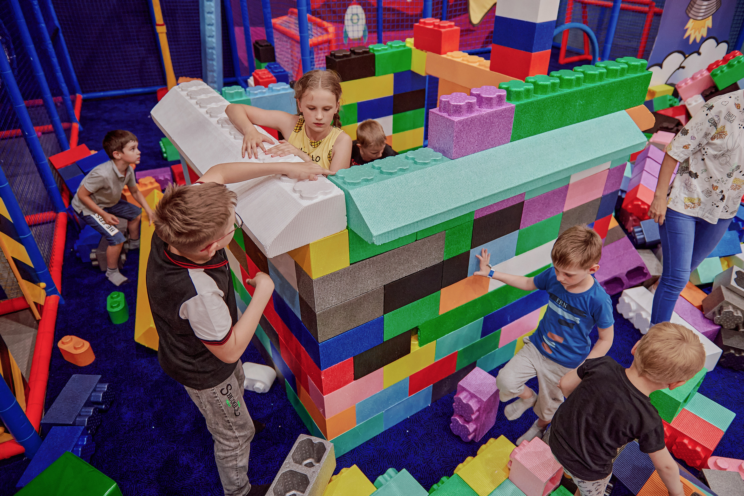 Портфолио репортажной фотосъёмки: Открытие "Vanana park". Фотограф Яковлев Роман — Красноярск