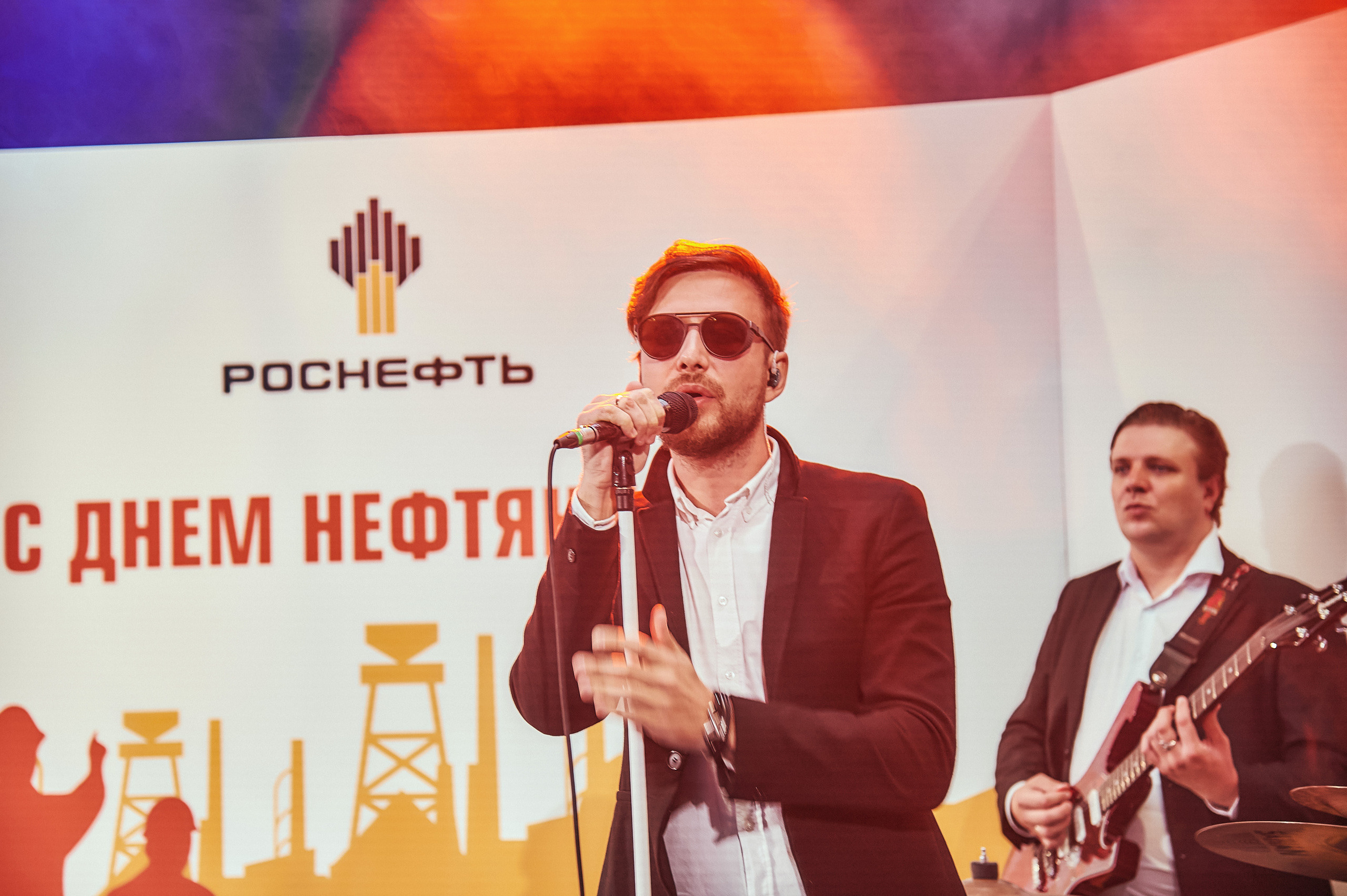 Портфолио репортажной фотосъёмки: "Роснефть" съёмка шоу для «День нефтяника». Фотограф Яковлев Роман — Красноярск