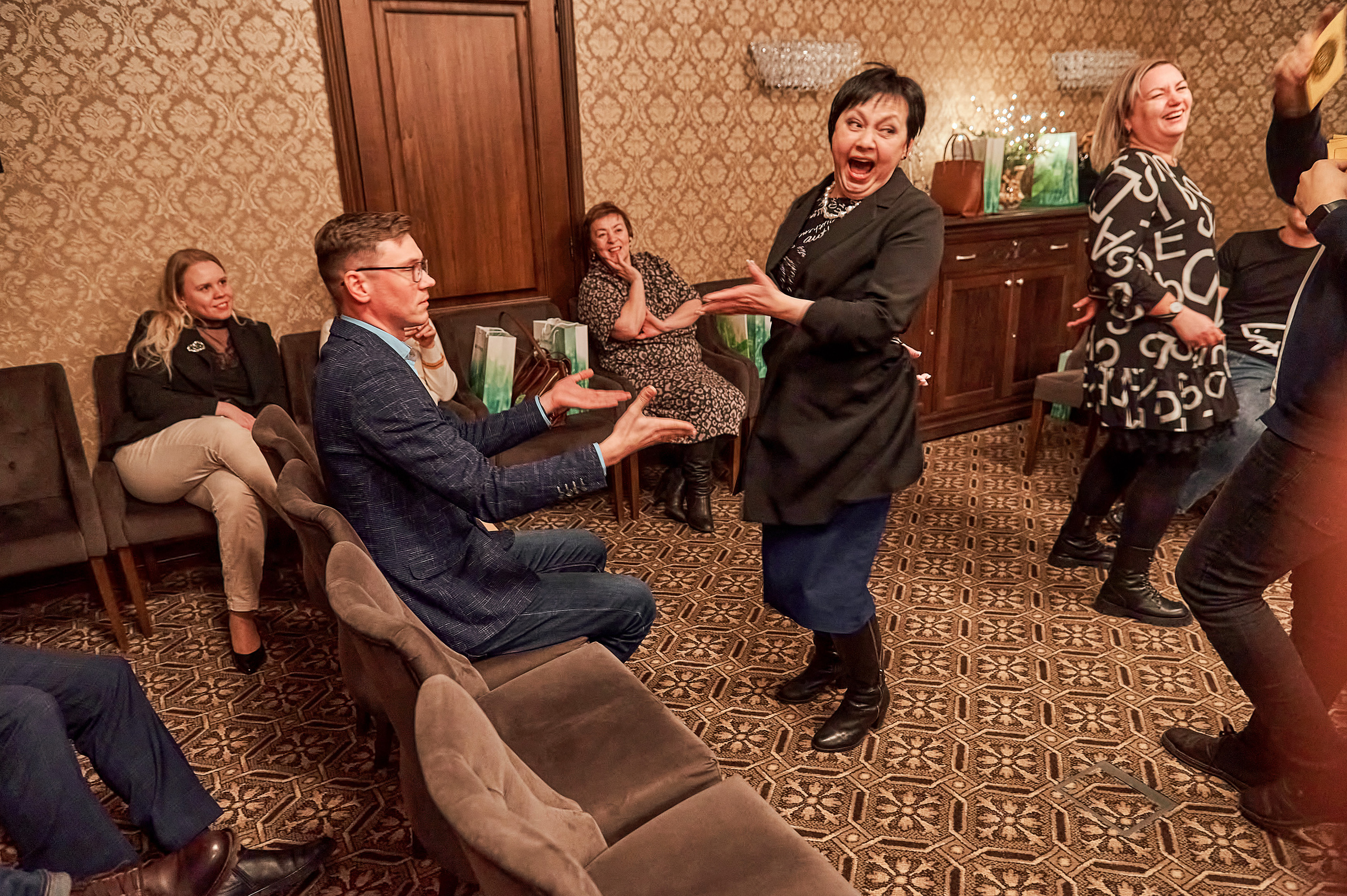 Портфолио репортажной фотосъёмки: "Сбербанк" Новый год. Фотограф Яковлев Роман — Красноярск