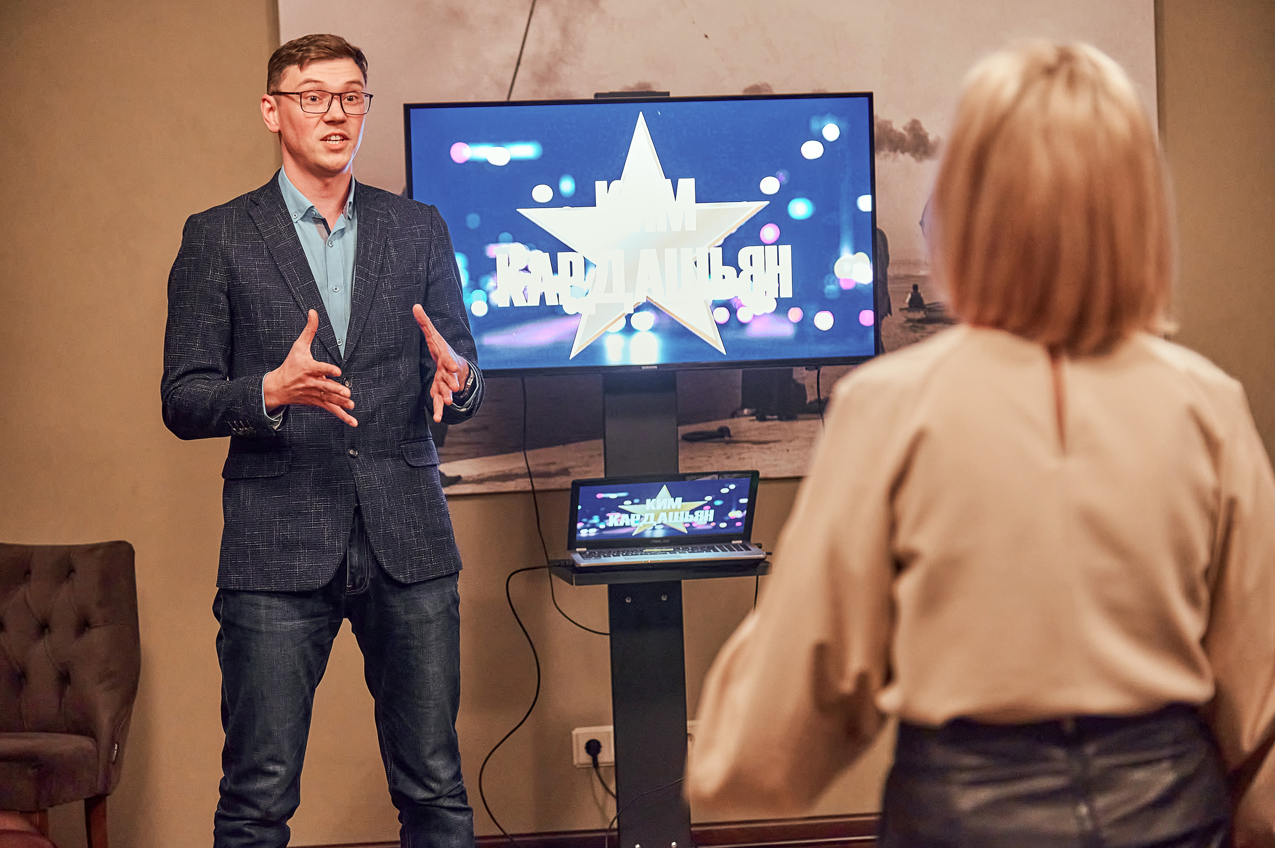 Портфолио репортажной фотосъёмки: "Сбербанк" Новый год. Фотограф Яковлев Роман — Красноярск