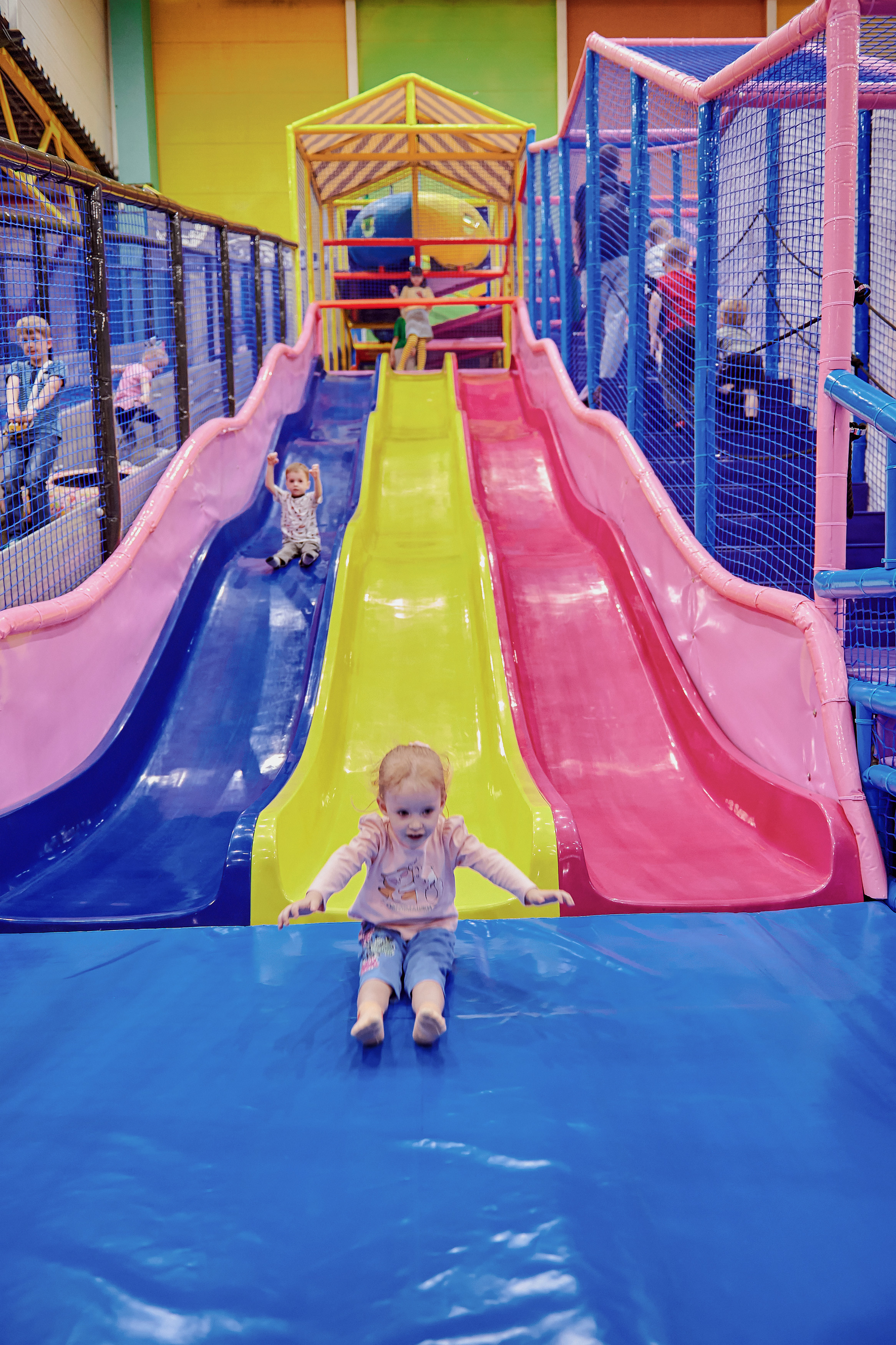 Портфолио репортажной фотосъёмки: Открытие "Vanana park". Фотограф Яковлев Роман — Красноярск