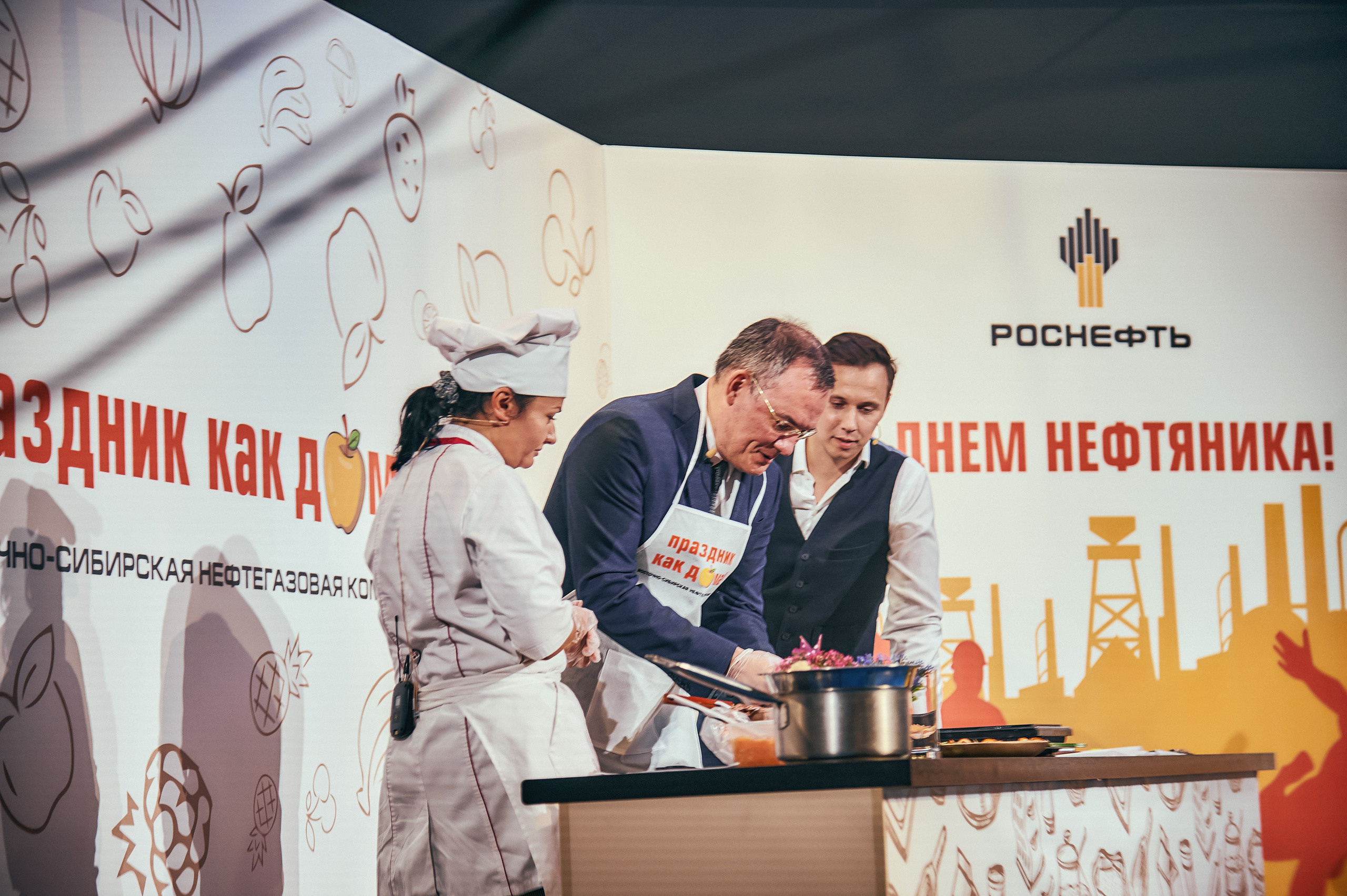 Портфолио репортажной фотосъёмки: "Роснефть" съёмка шоу для «День нефтяника». Фотограф Яковлев Роман — Красноярск